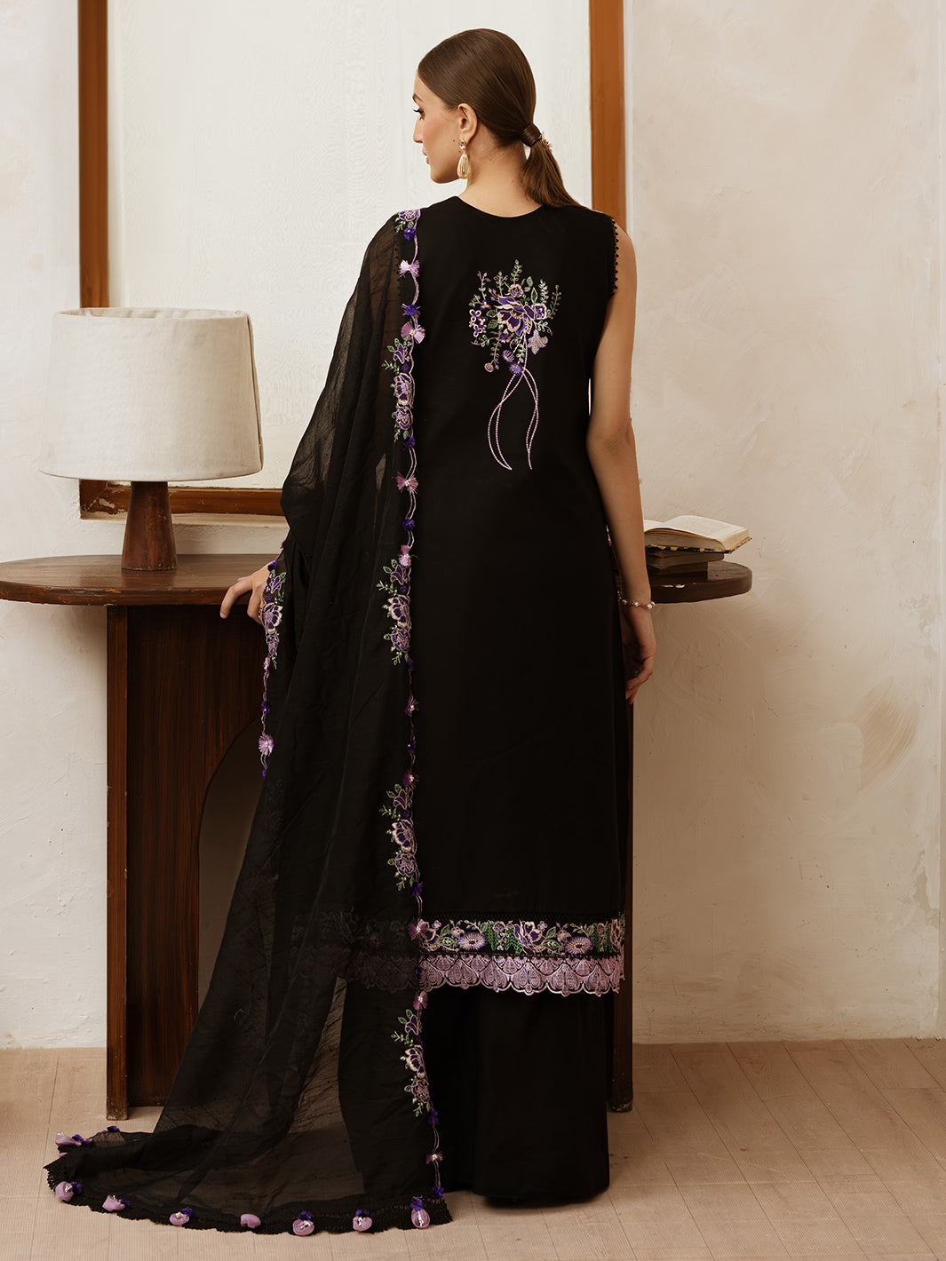 Mahnur | Florence Luxury Lawn 25 | AALEEN by Mahnur - Designer Dress - Type: Ladies Clothes - Available at Libayah - 100% Original