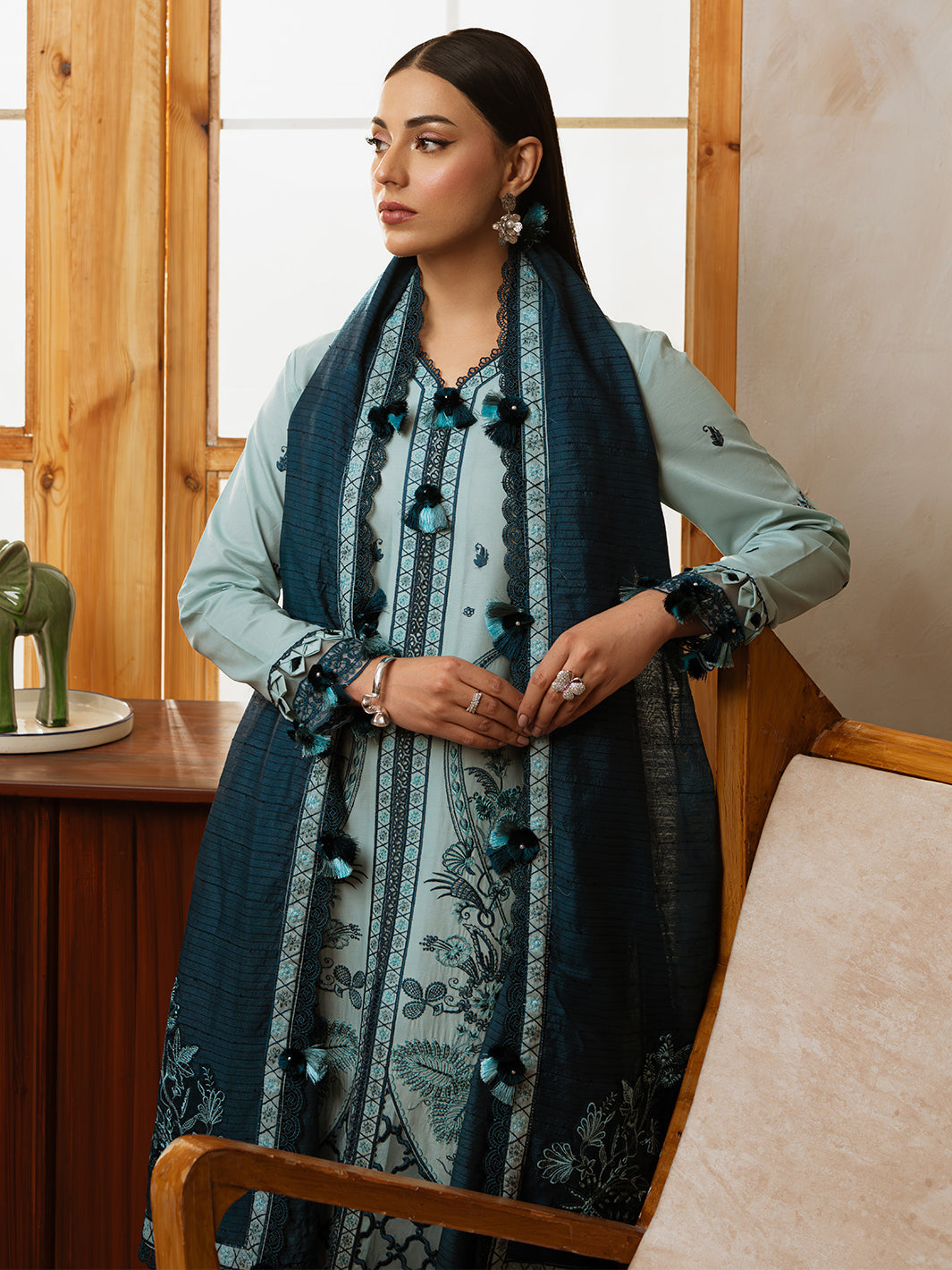 Mahnur | Florence Luxury Lawn 25 | AIYLEEN by Mahnur - Designer Dress - Type: Ladies Clothes - Available at Libayah - 100% Original