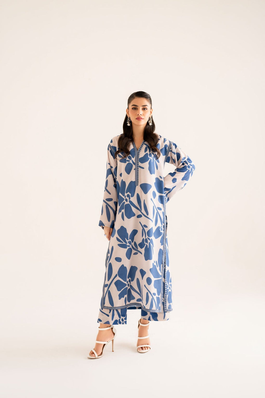 Akbar Aslam | Co-ords Sets | Leila by Akbar Aslam - Designer Dress - Type: Ladies Clothes - Available at Libayah - 100% Original