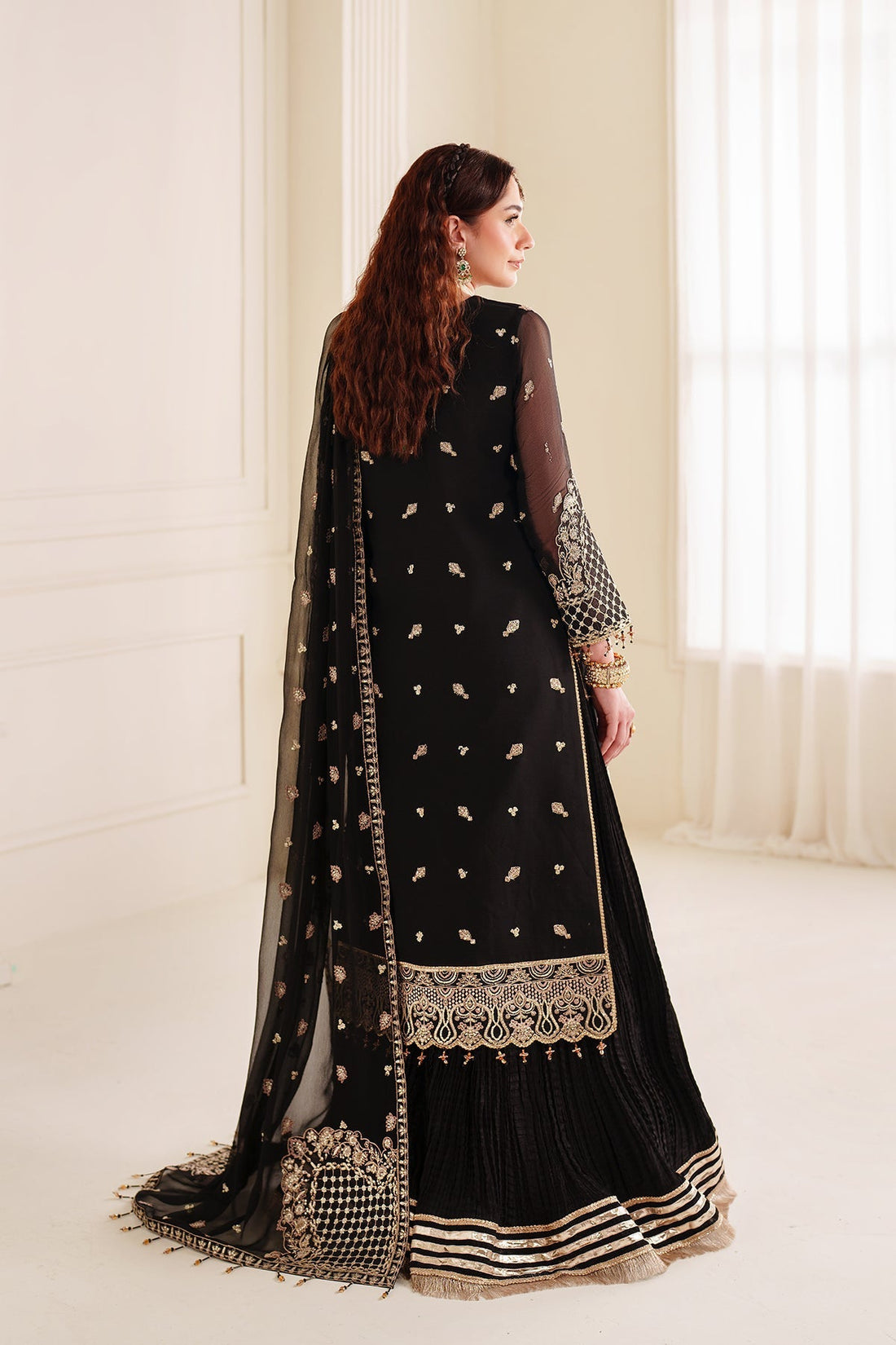 Alizeh | Dua Formals 24 | AF-DUA-3025-Soha by Alizeh - Designer Dress - Type: Ladies Clothes - Available at Libayah - 100% Original