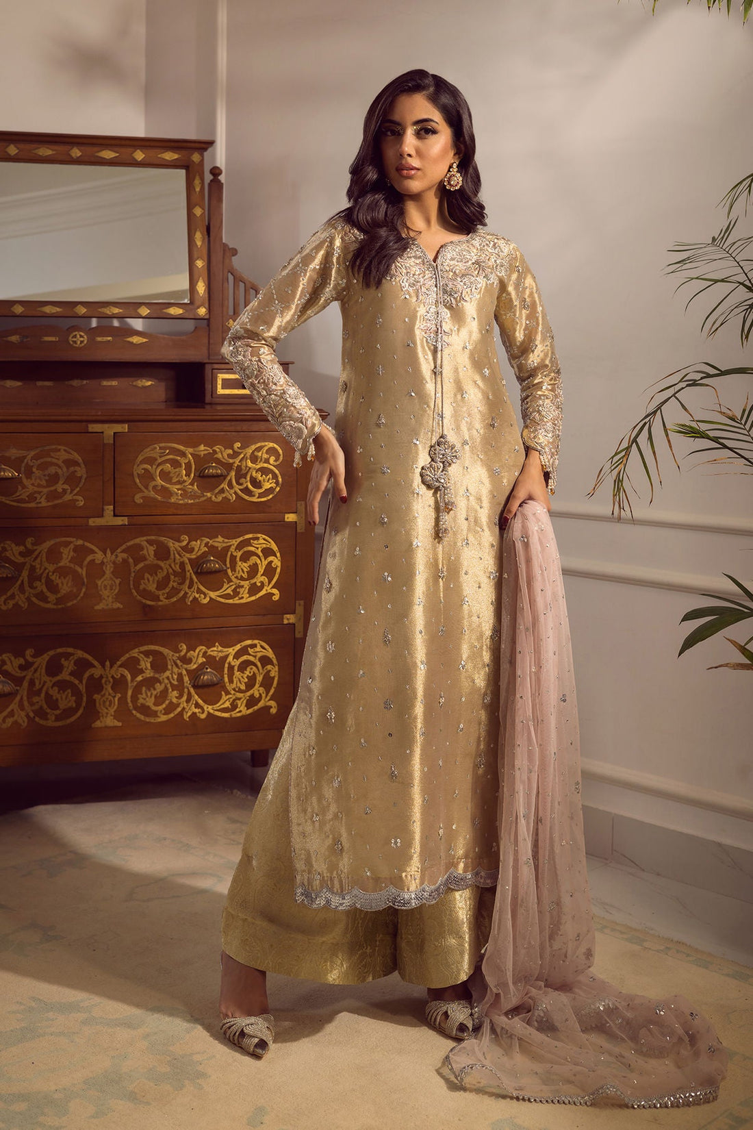 Annus Abrar | Melia Luxe Formals | Hurmia by Annus Abrar - Designer Dress - Type: Ladies Clothes - Available at Libayah - 100% Original
