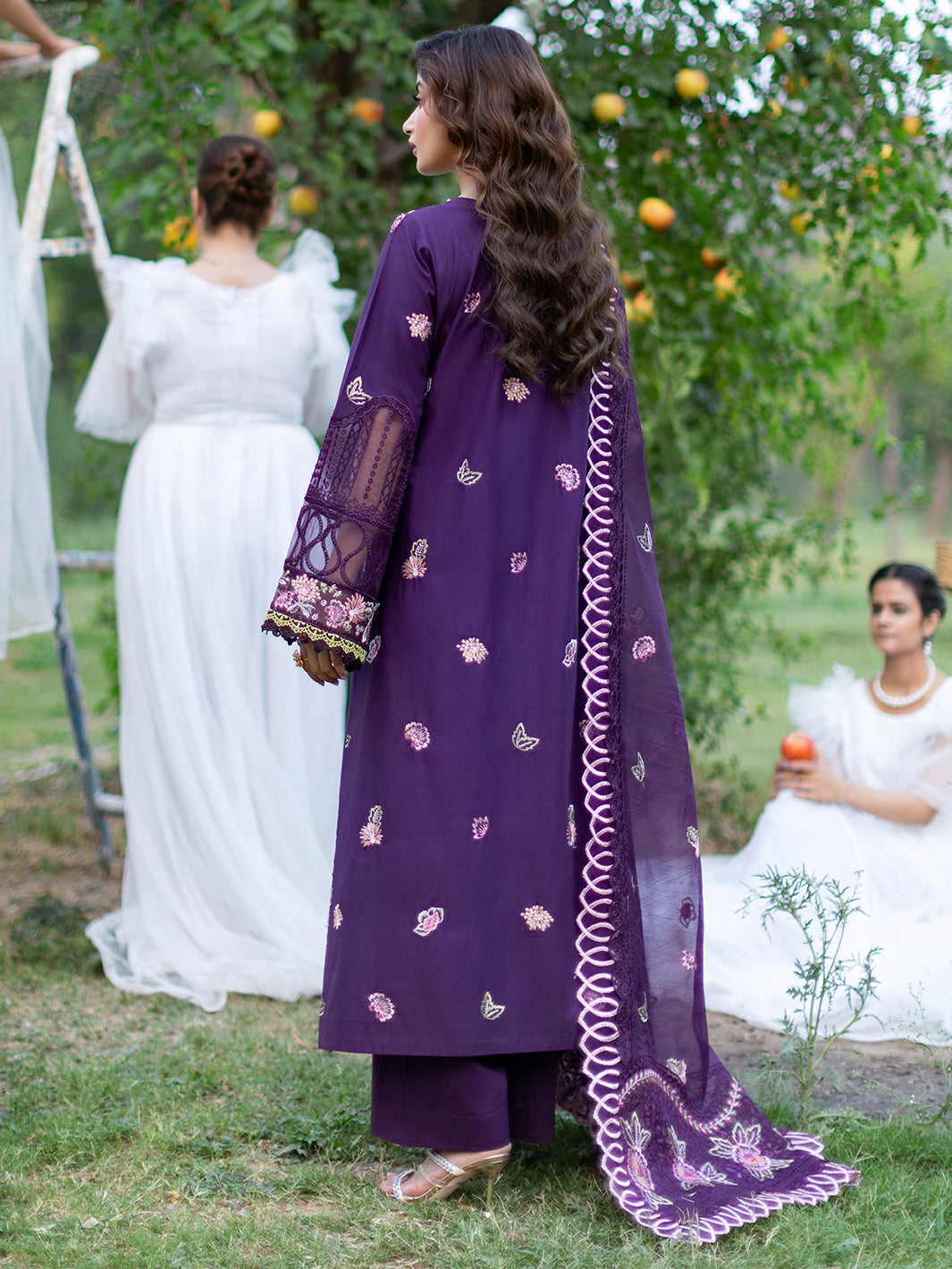 Mahnur | Sophie Luxury Lawn 25 | Ayra by Mahnur - Designer Dress - Type: Ladies Clothes - Available at Libayah - 100% Original