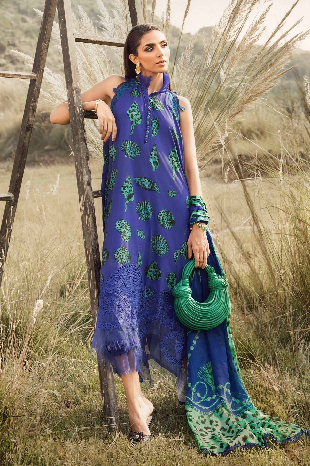 Maria B | M Prints Winter 24 | MPT-2410-A by Maria B - Designer Dress  - Type : Ladies Clothes - Available at Libayah - 100% Original 