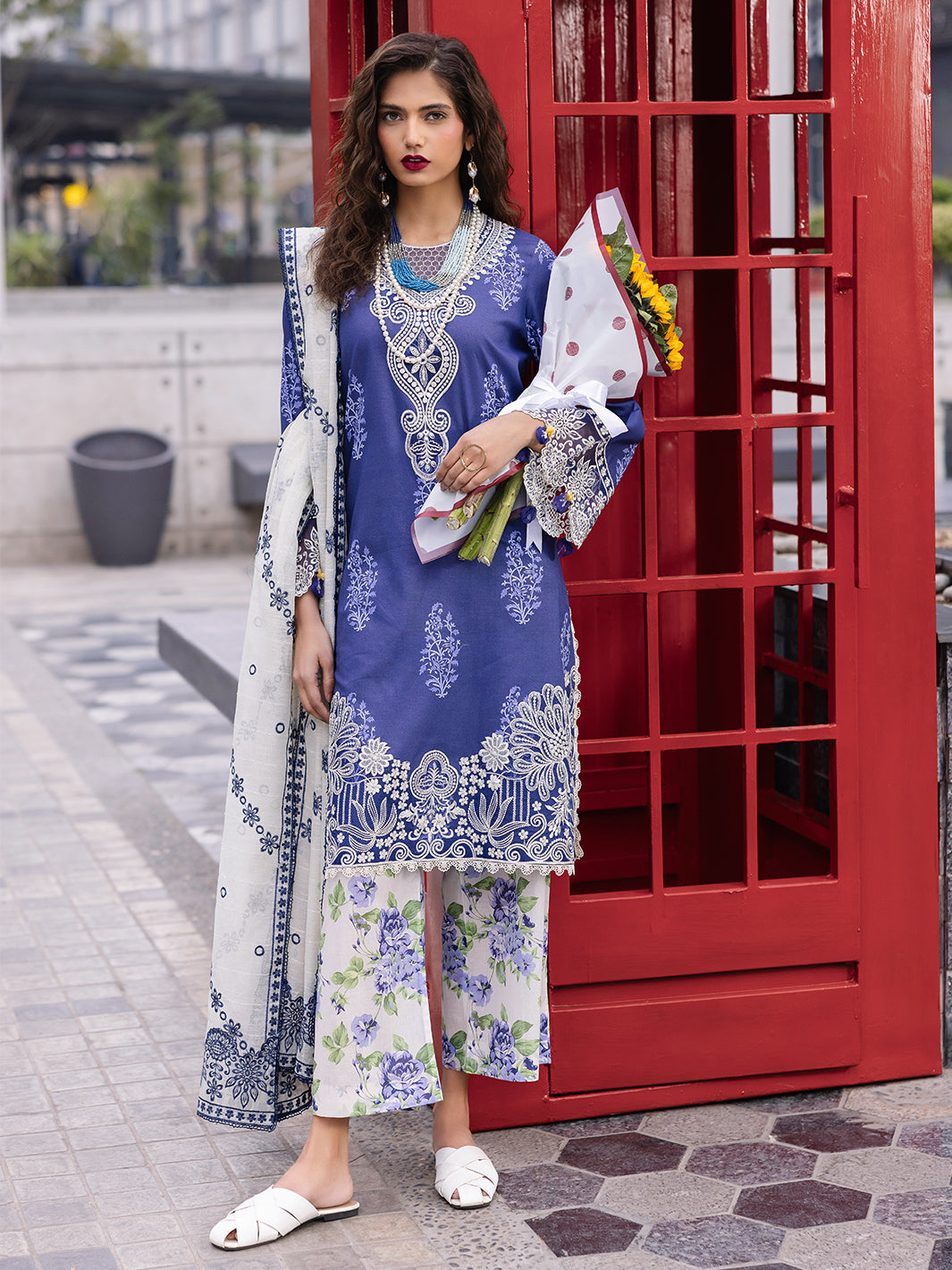 Mahnur | Broadway Luxury Lawn 25 | Tulip by Mahnur - Designer Dress - Type: Ladies Clothes - Available at Libayah - 100% Original