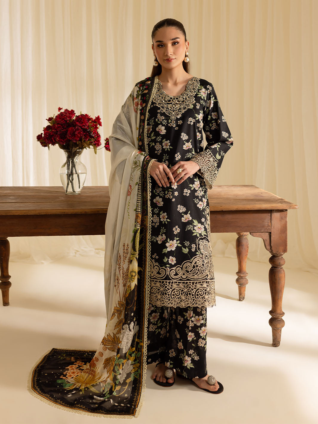 Mahnur | Leila Printkari Edit 25 | LP - 12 by Mahnur - Designer Dress - Type: Ladies Clothes - Available at Libayah - 100% Original
