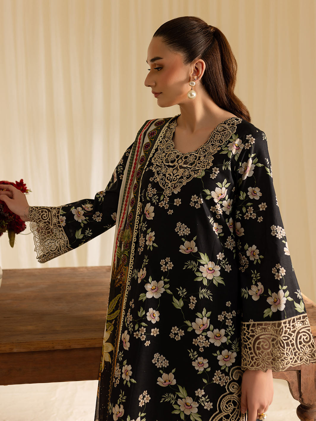 Mahnur | Leila Printkari Edit 25 | LP - 12 by Mahnur - Designer Dress - Type: Ladies Clothes - Available at Libayah - 100% Original