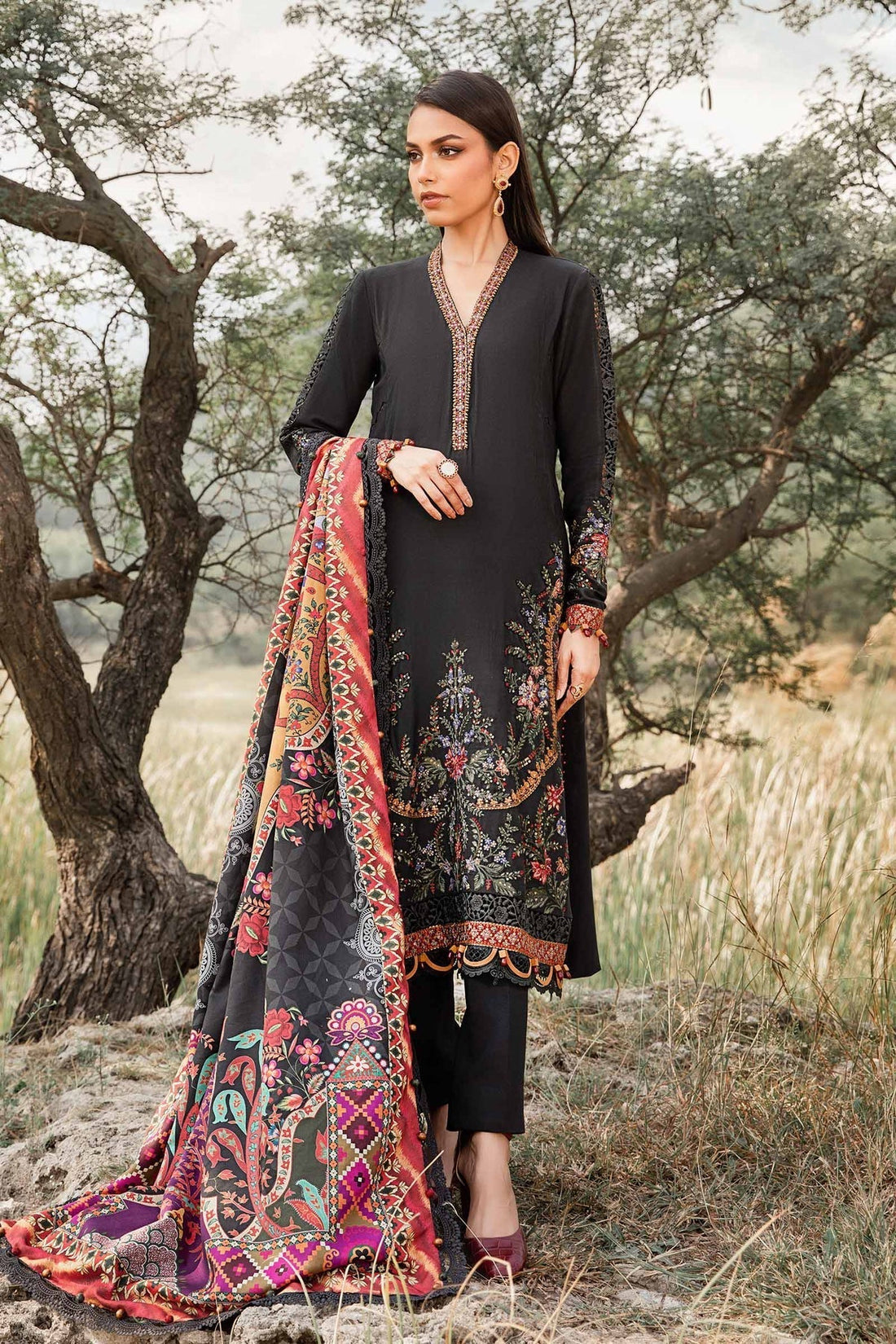 Maria B | M Prints Winter 24 | MPT-2402-B by Maria B - Designer Dress  - Type : Ladies Clothes - Available at Libayah - 100% Original 