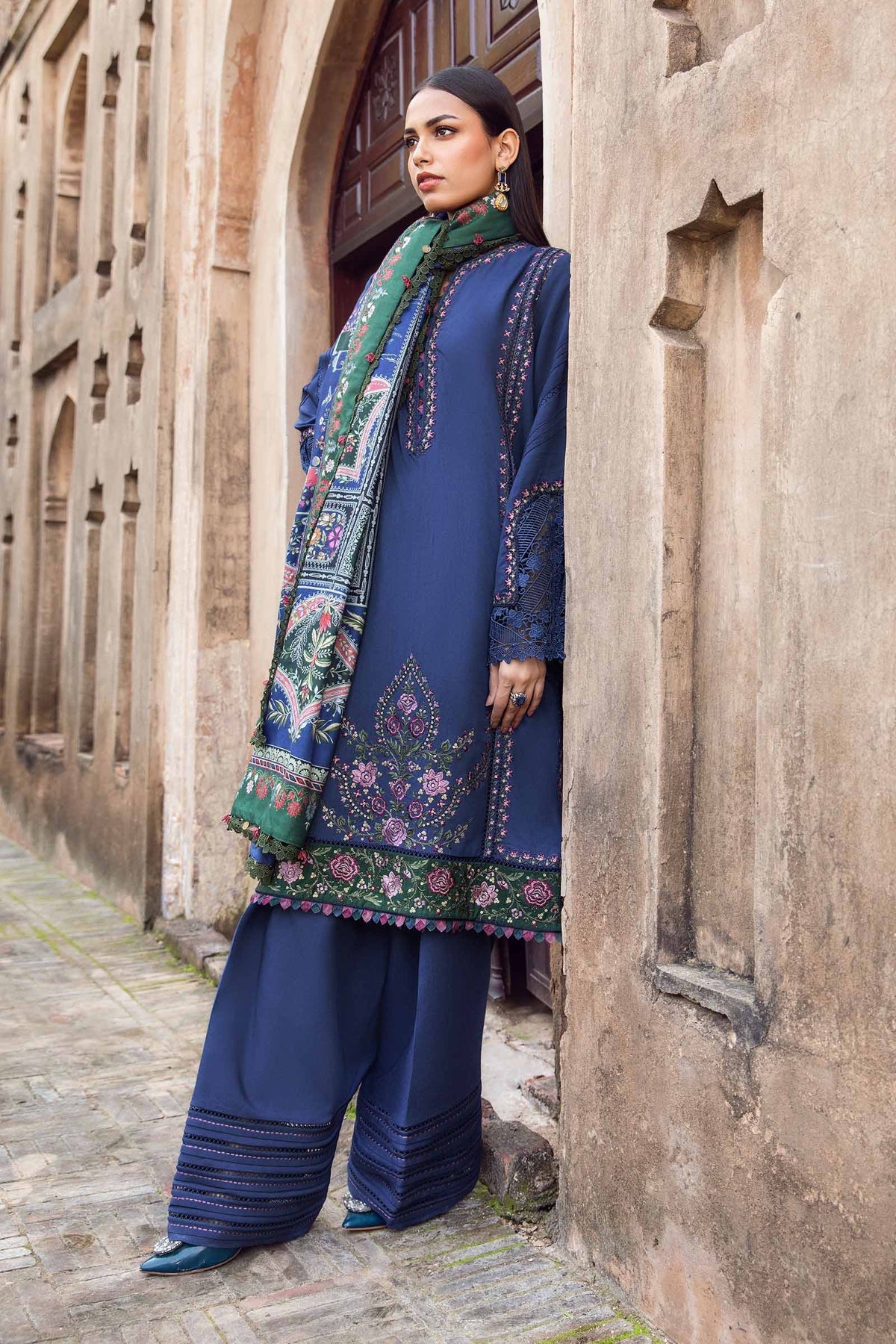 Maria B | M Prints Winter 24 | MPT-2405-A by Maria B - Designer Dress  - Type : Ladies Clothes - Available at Libayah - 100% Original 