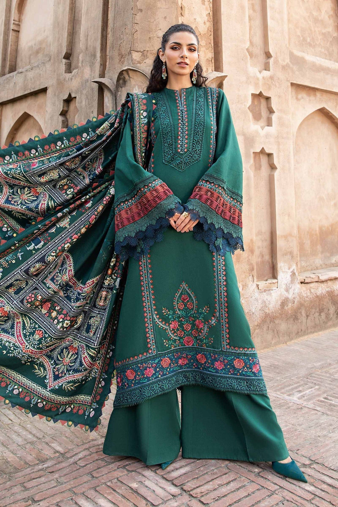 Maria B | M Prints Winter 24 | MPT-2405-B by Maria B - Designer Dress  - Type : Ladies Clothes - Available at Libayah - 100% Original 