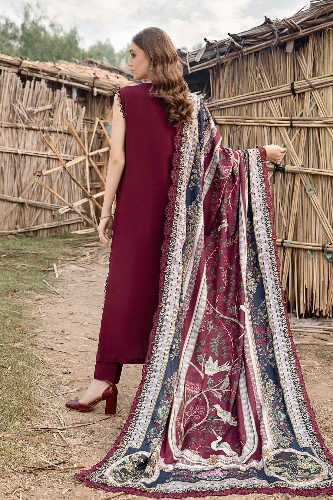 Maria B | M Prints Winter 24 | MPT-2406-B by Maria B - Designer Dress  - Type : Ladies Clothes - Available at Libayah - 100% Original 