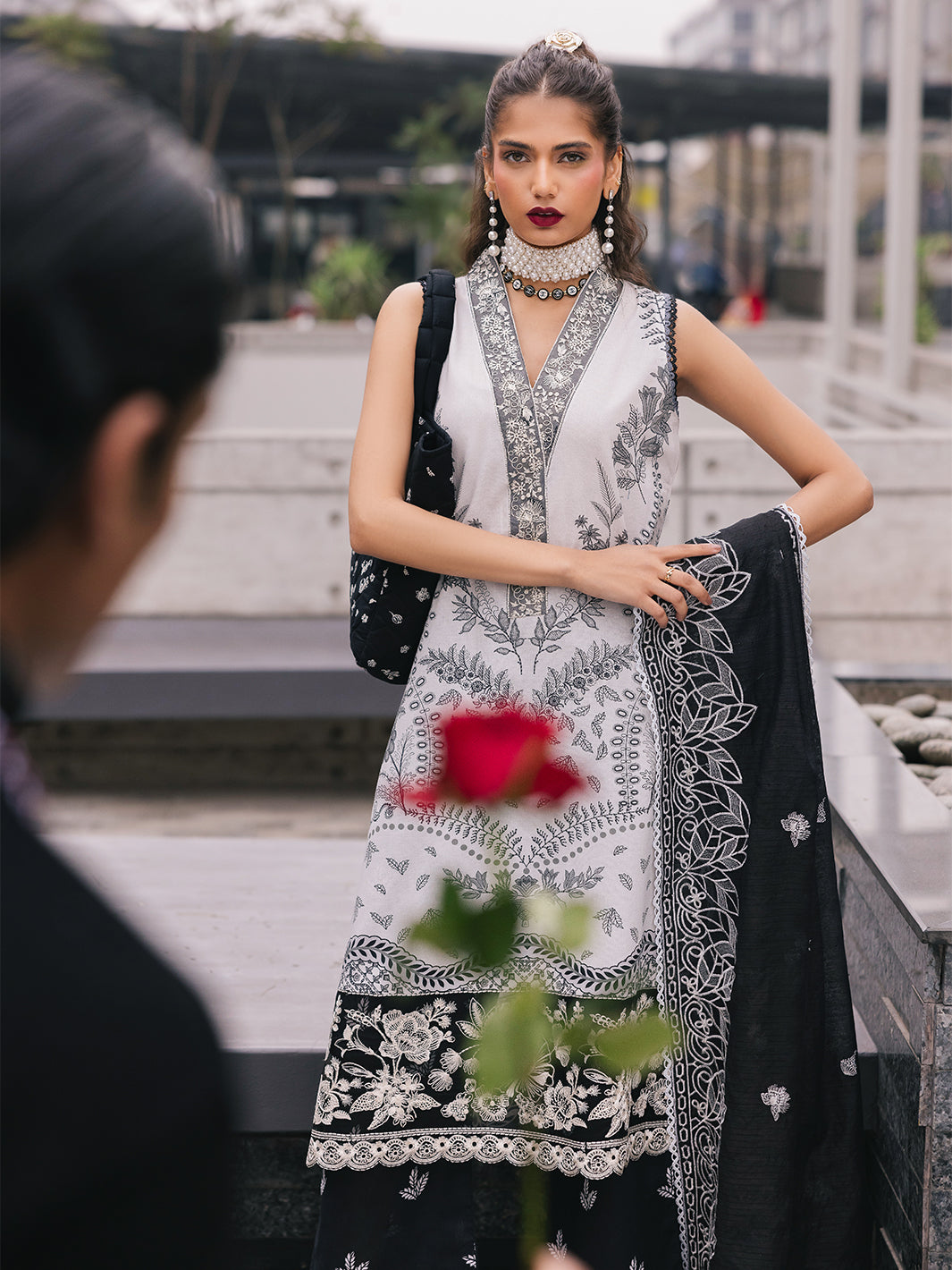 Mahnur | Broadway Luxury Lawn 25 | Daisy by Mahnur - Designer Dress - Type: Ladies Clothes - Available at Libayah - 100% Original
