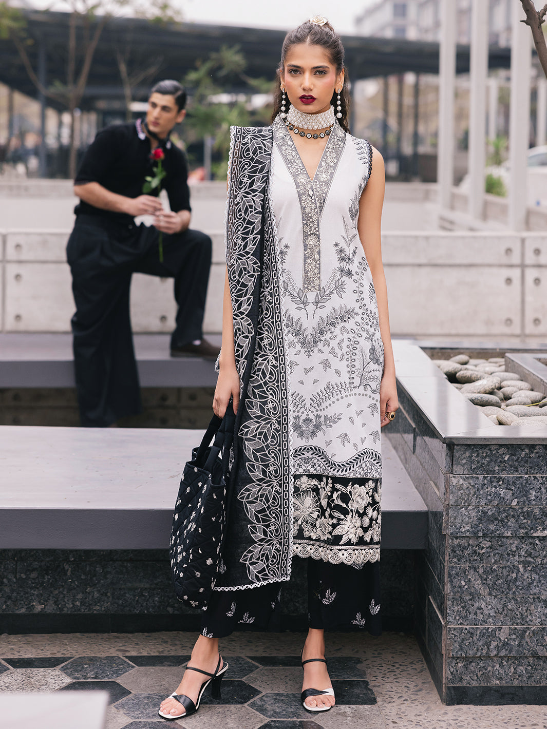 Mahnur | Broadway Luxury Lawn 25 | Daisy by Mahnur - Designer Dress - Type: Ladies Clothes - Available at Libayah - 100% Original