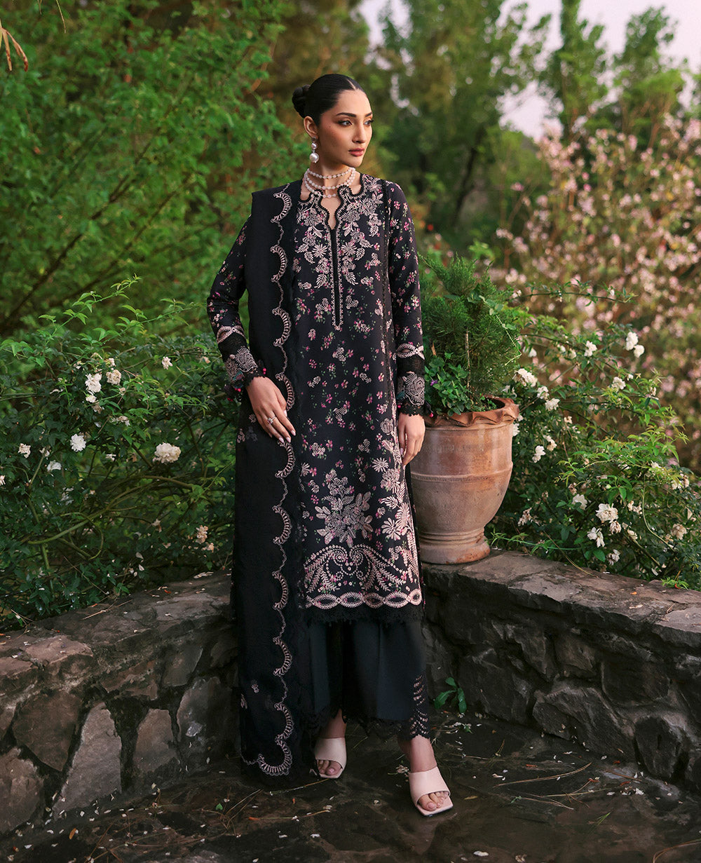 Republic Womenswear | Talia Luxury Lawn 25 | D2-A - Aria by Republic Womenswear - Designer Dress - Type: Ladies Clothes - Available at Libayah - 100% Original