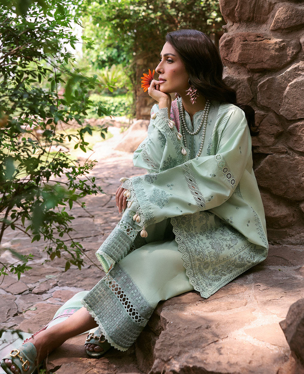 Republic Womenswear | Talia Luxury Lawn 25 | D4-A - Zayli by Republic Womenswear - Designer Dress - Type: Ladies Clothes - Available at Libayah - 100% Original