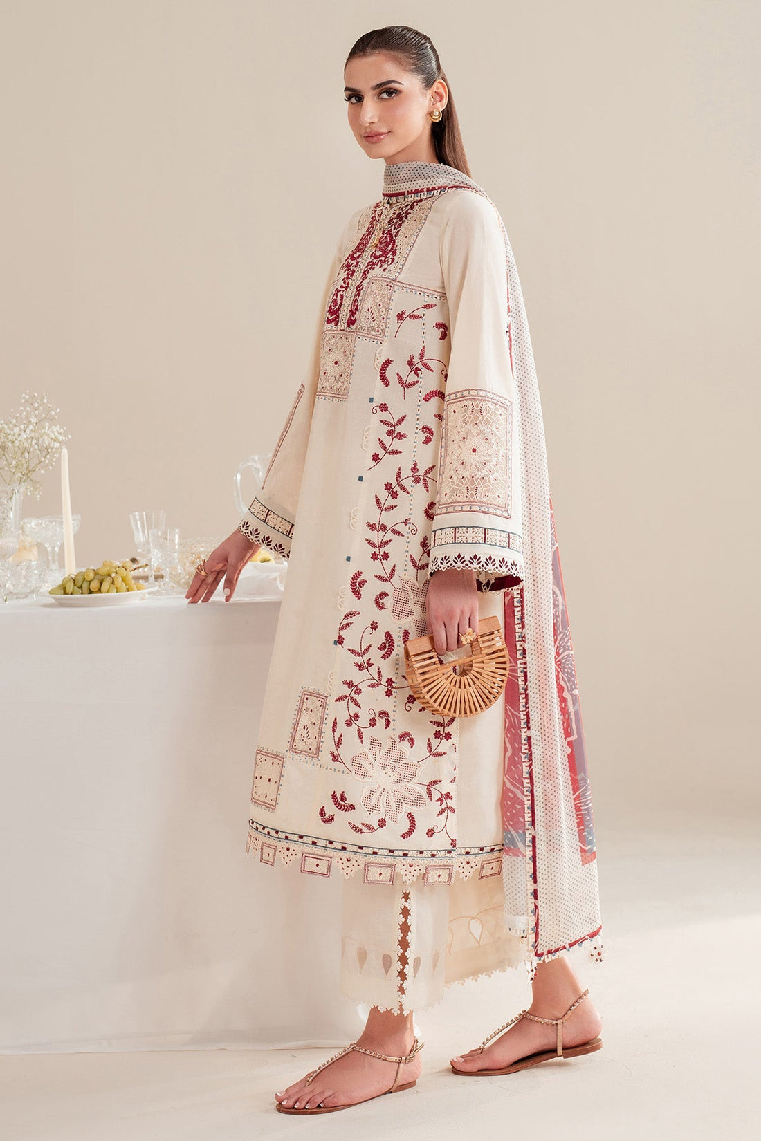 Jazmin | Iris Luxury Lawn 25 | IL'25-D02 by Jazmin - Designer Dress - Type: Ladies Clothes - Available at Libayah - 100% Original