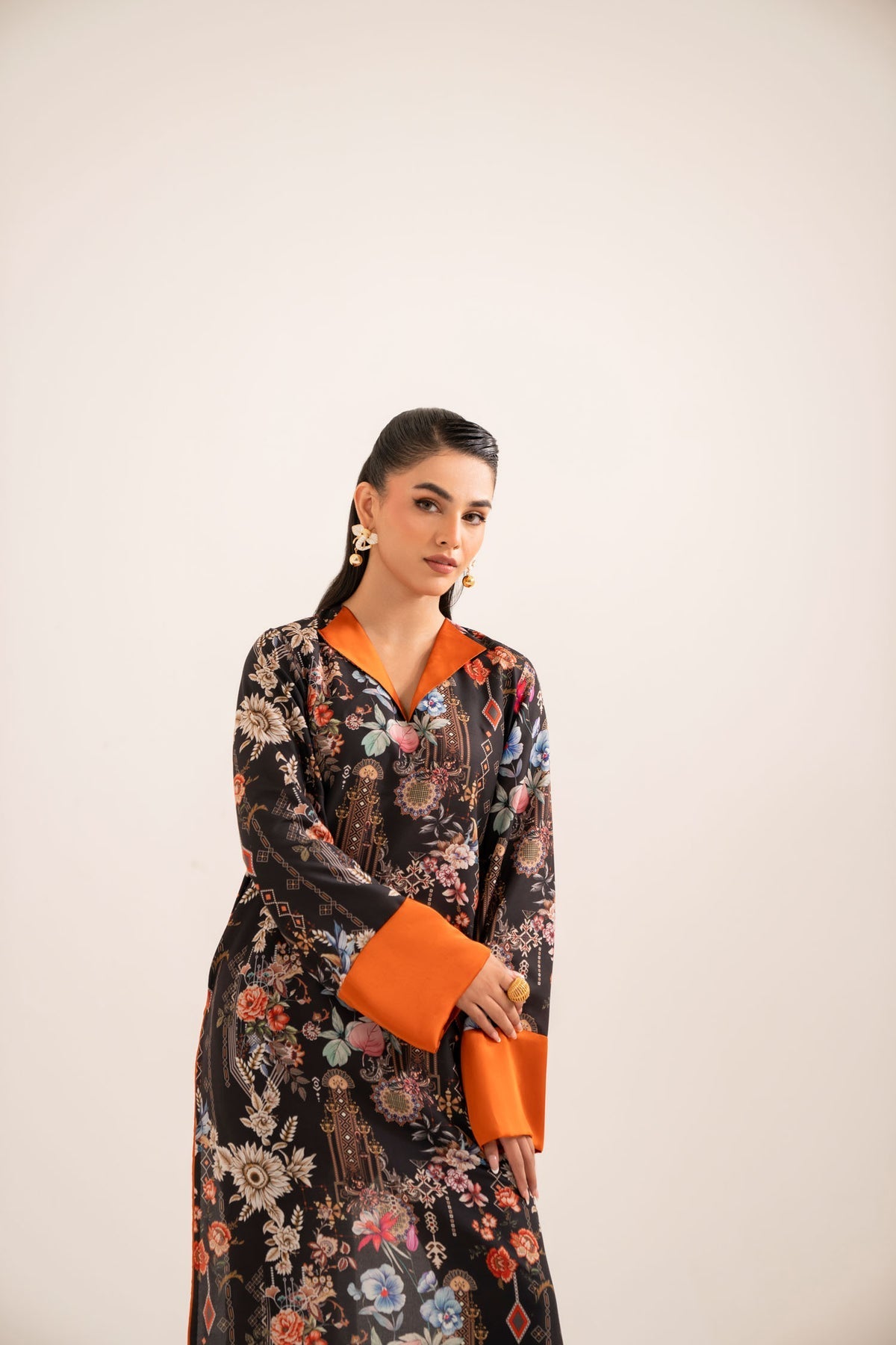 Akbar Aslam | Co-ords Sets |  Hanik by Akbar Aslam - Designer Dress - Type: Ladies Clothes - Available at Libayah - 100% Original
