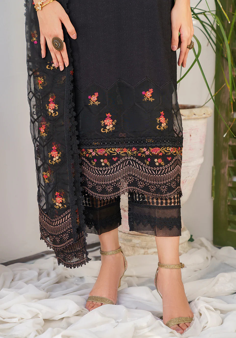 Zarqash | Belle Ame 24 | BL 007 Jardin Noir by Zarqash - Designer Dress - Type: Ladies Clothes - Available at Libayah - 100% Original