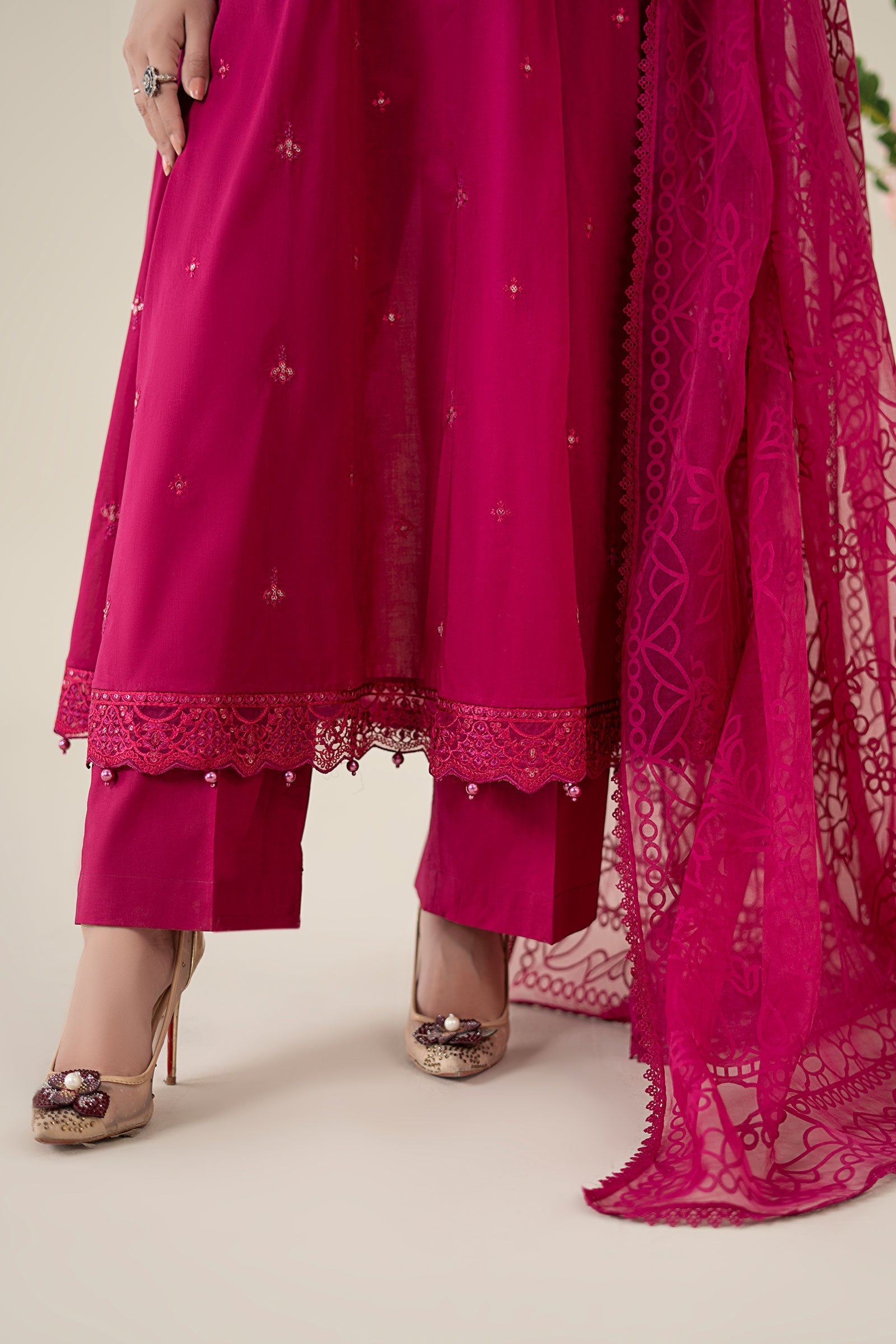 Maria B | Luxury Pret 25 | DW-EA25-08 by Maria B - Designer Dress - Type: Ladies Clothes - Available at Libayah - 100% Original