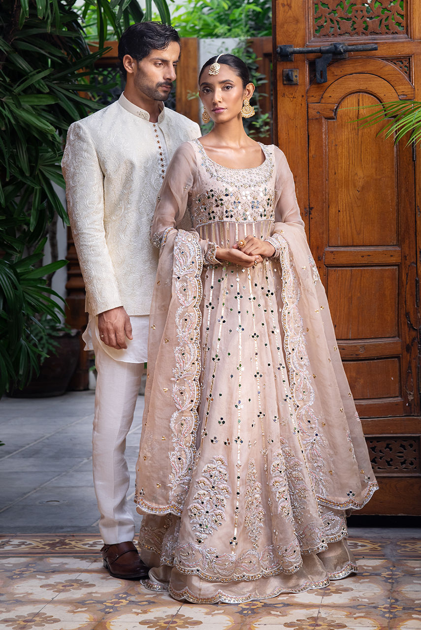 Deepak Perwani | Jaipur Heritage Wedding Wear | Ktd4095 by Deepak Perwani - Designer Dress - Type: Ladies Clothes - Available at Libayah - 100% Original
