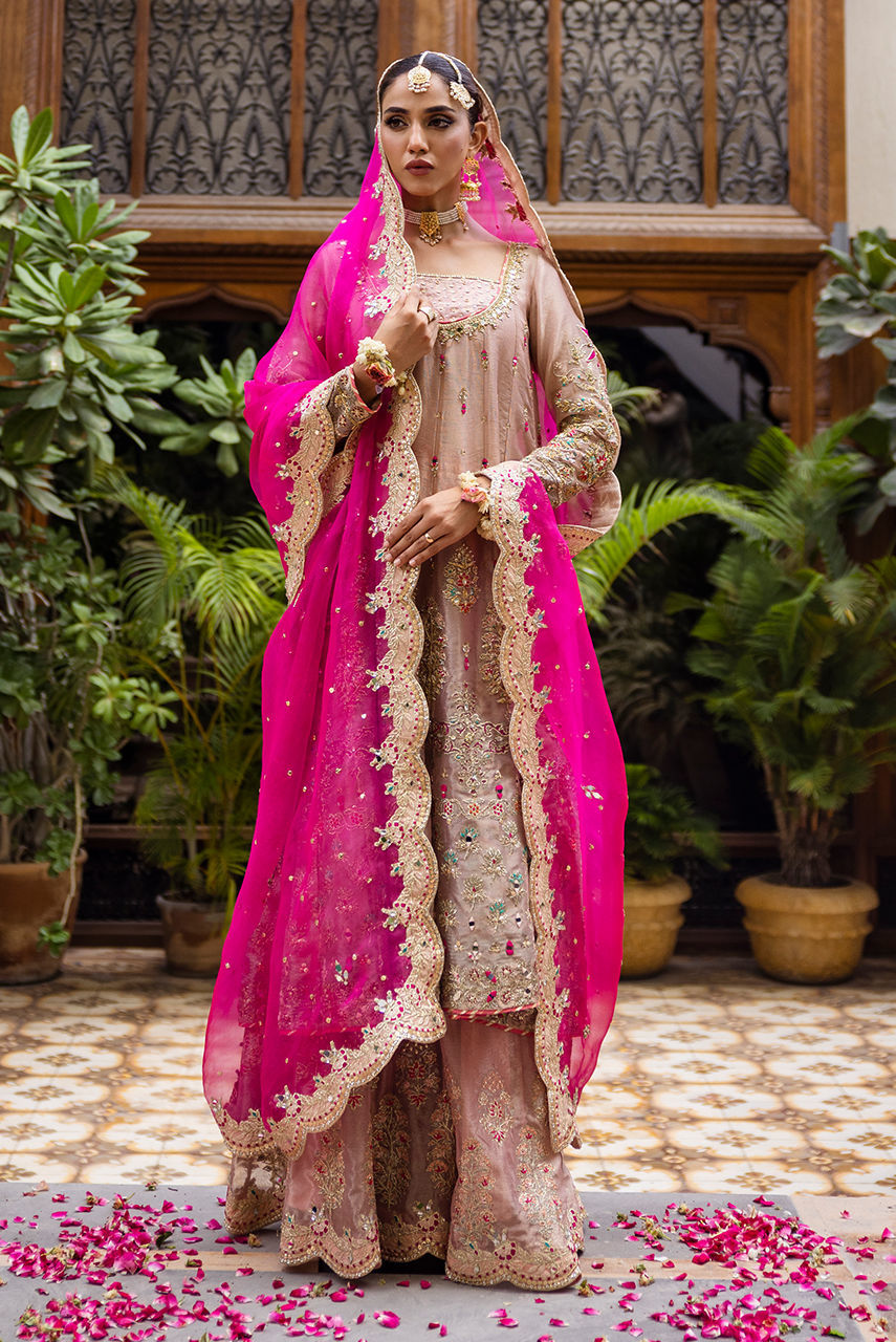 Deepak Perwani | Jaipur Heritage Wedding Wear | Ktd4082 by Deepak Perwani - Designer Dress - Type: Ladies Clothes - Available at Libayah - 100% Original