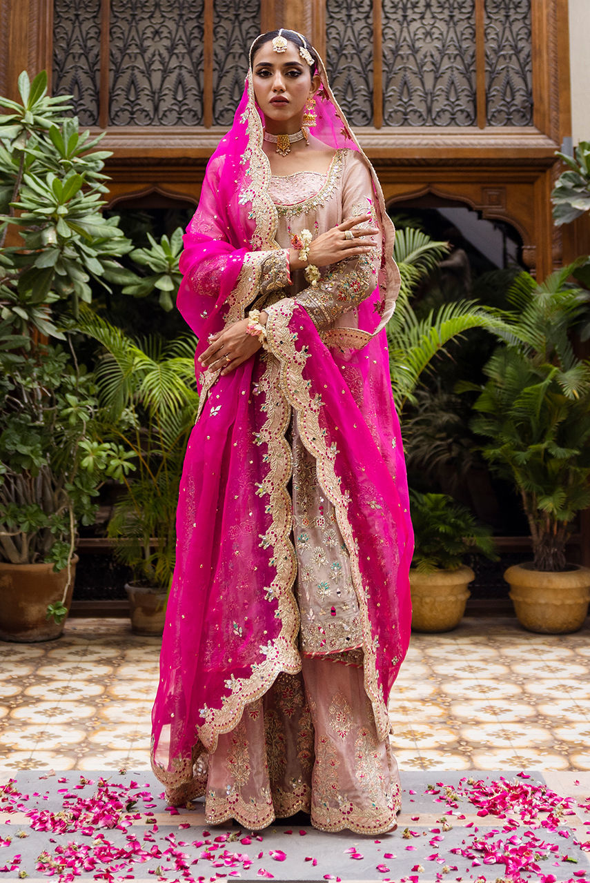Deepak Perwani | Jaipur Heritage Wedding Wear | Ktd4082 by Deepak Perwani - Designer Dress - Type: Ladies Clothes - Available at Libayah - 100% Original