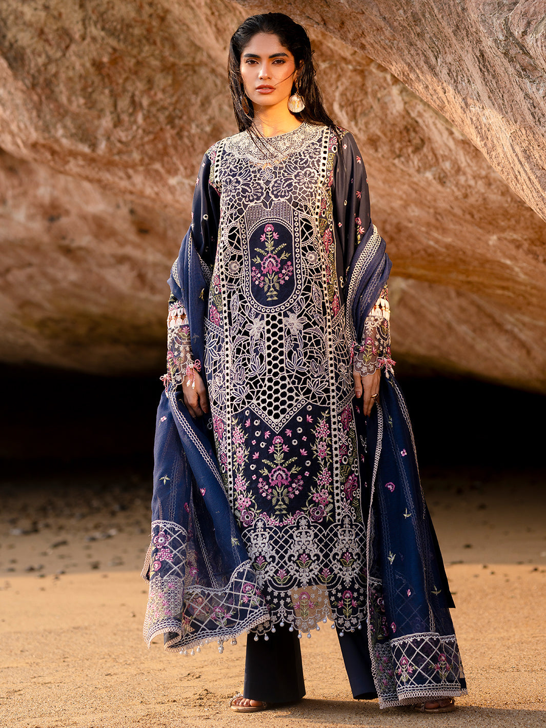 Mahnur | Sirena Luxury Lawn 25 | Derya by Mahnur - Designer Dress - Type: Ladies Clothes - Available at Libayah - 100% Original