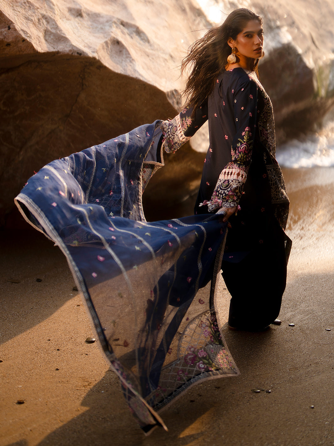 Mahnur | Sirena Luxury Lawn 25 | Derya by Mahnur - Designer Dress - Type: Ladies Clothes - Available at Libayah - 100% Original