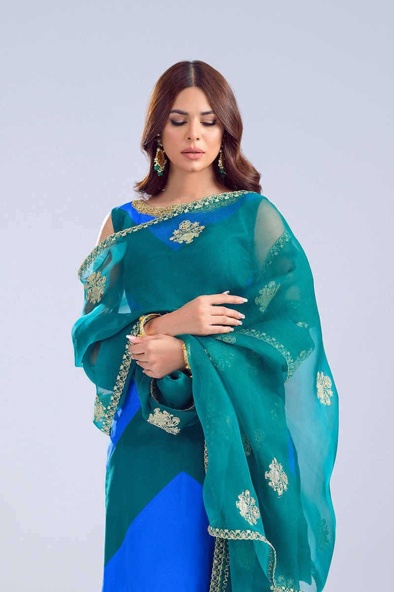 Fahad Hussayn | Formals 2024 | Damra by Fahad Hussayn - Designer Dress - Type: Ladies Clothes - Available at Libayah - 100% Original