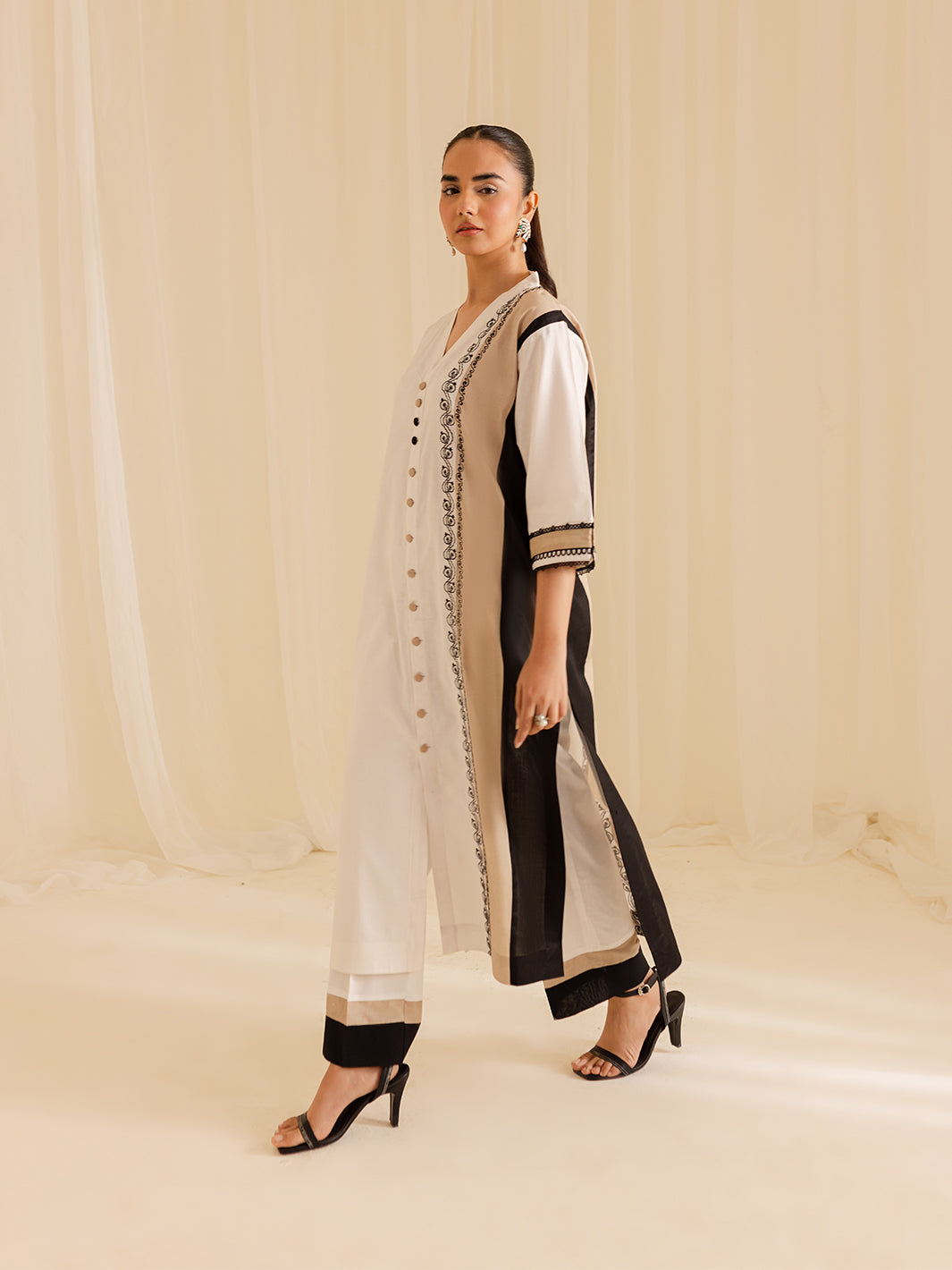 Mahnur | Petal Whispers Lawn Pret | Gardenia by Mahnur - Designer Dress - Type: Ladies Clothes - Available at Libayah - 100% Original