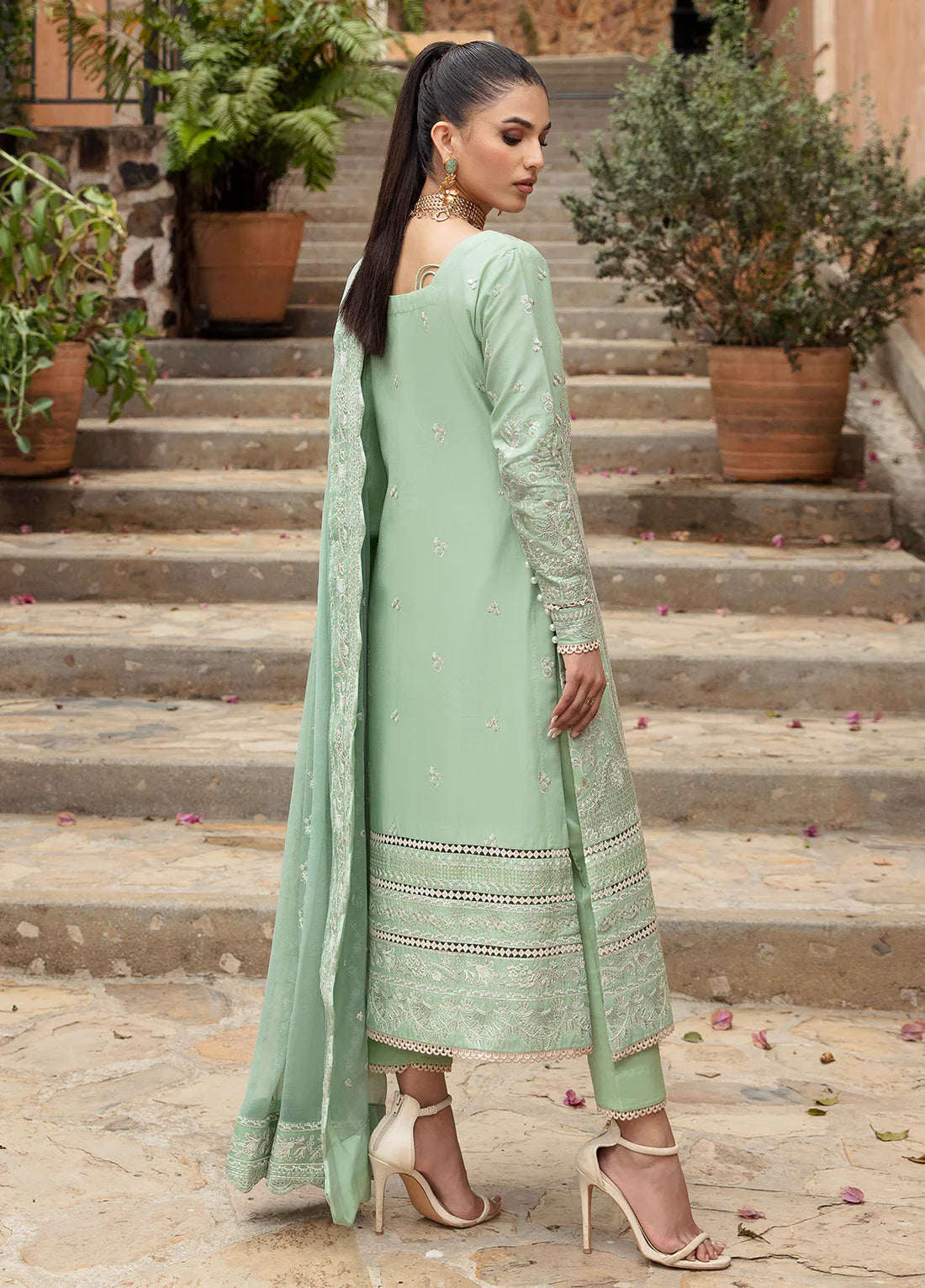 Gulaal | Luxury Lawn 24 | DENIZ (GL-LL-24V1-05) by Gulaal - Designer Dress - Type: Ladies Clothes - Available at Libayah - 100% Original