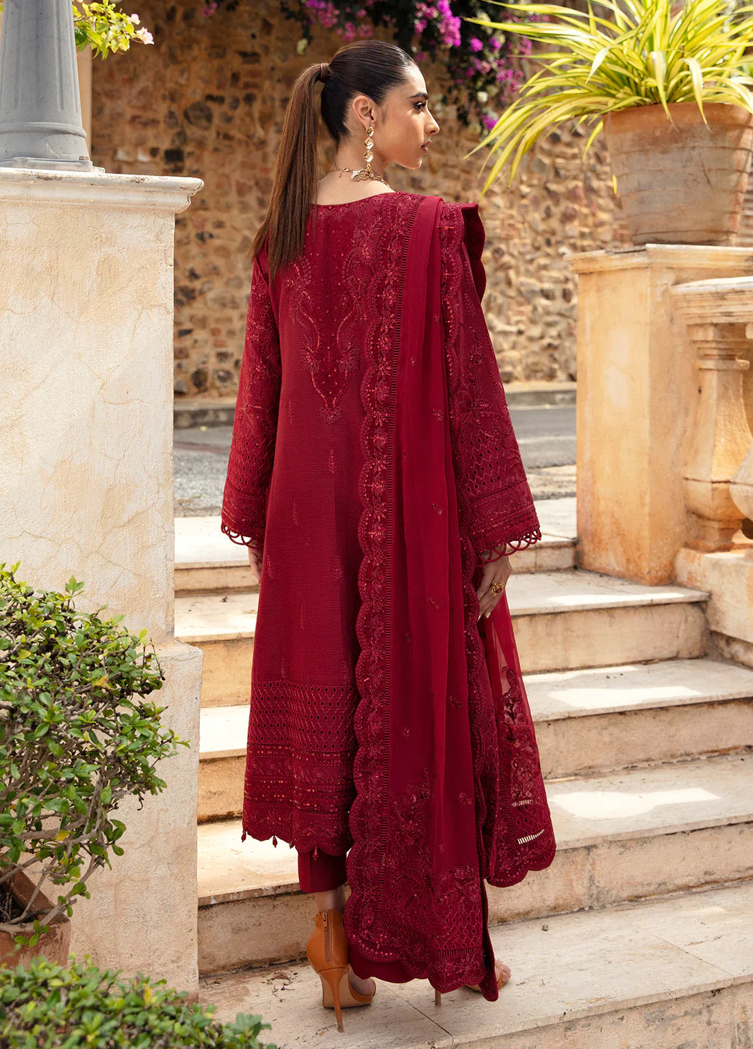 Gulaal | Luxury Lawn 24 | AMELIE (GL-LL-24V1-07) by Gulaal - Designer Dress - Type: Ladies Clothes - Available at Libayah - 100% Original