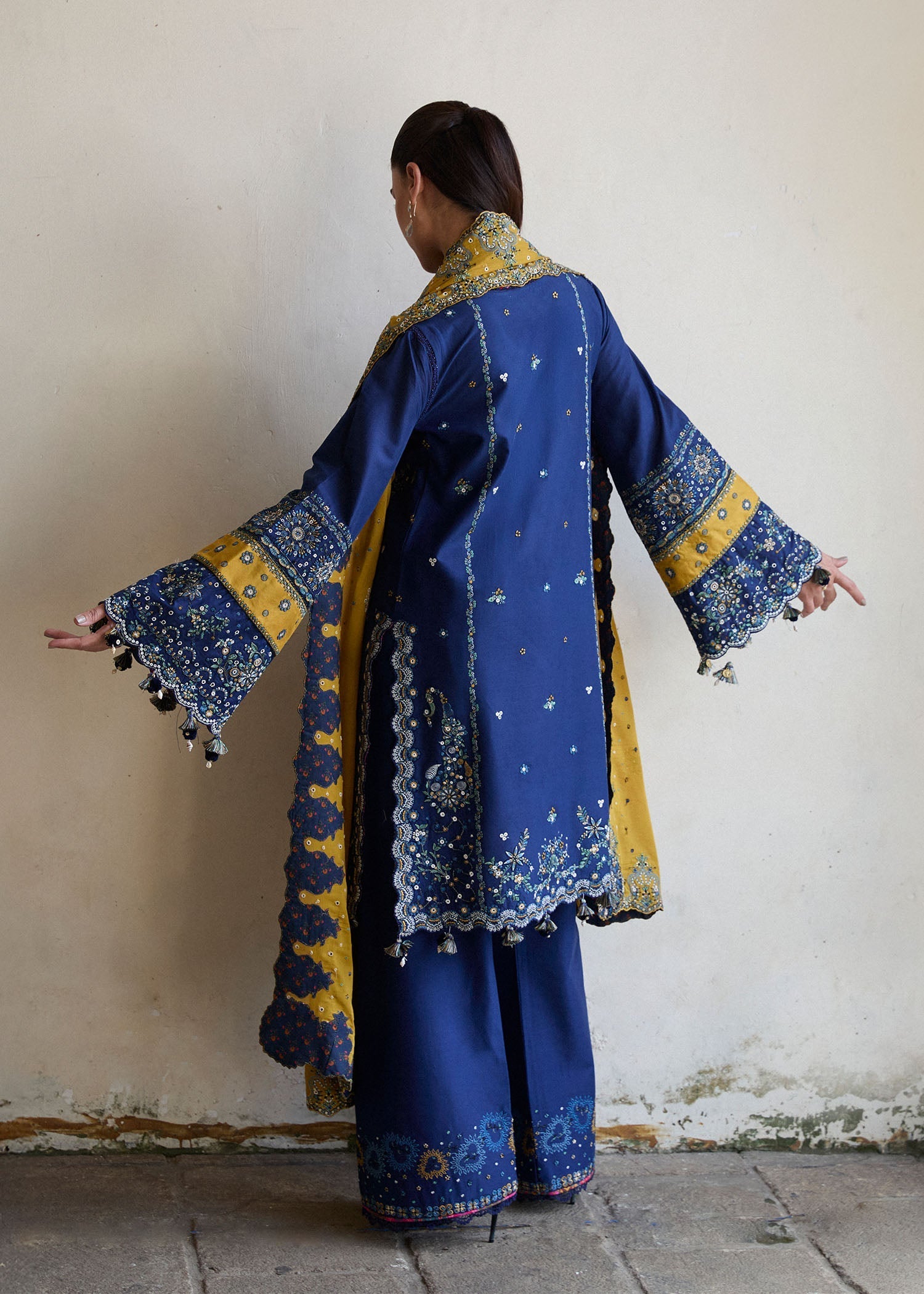 Hussain Rehar | Luxury Lawn 25 | Riviera by Hussain Rehar - Designer Dress - Type: Ladies Clothes - Available at Libayah - 100% Original