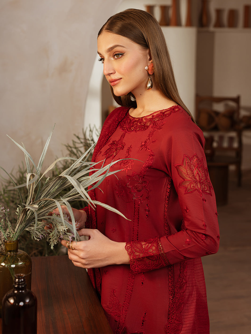 Mahnur | Florence Luxury Lawn 25 | HOORAIN by Mahnur - Designer Dress - Type: Ladies Clothes - Available at Libayah - 100% Original