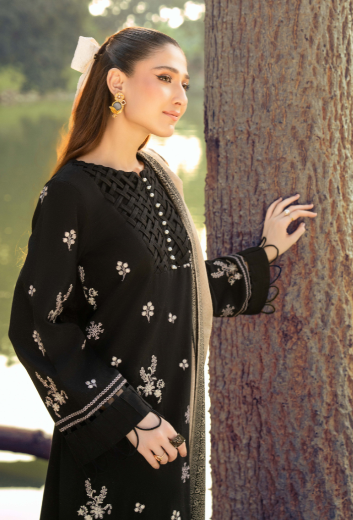 Humdum | Onora Winter 24 |  Onora - D05 by Humdum - Designer Dress - Type: Ladies Clothes - Available at Libayah - 100% Original