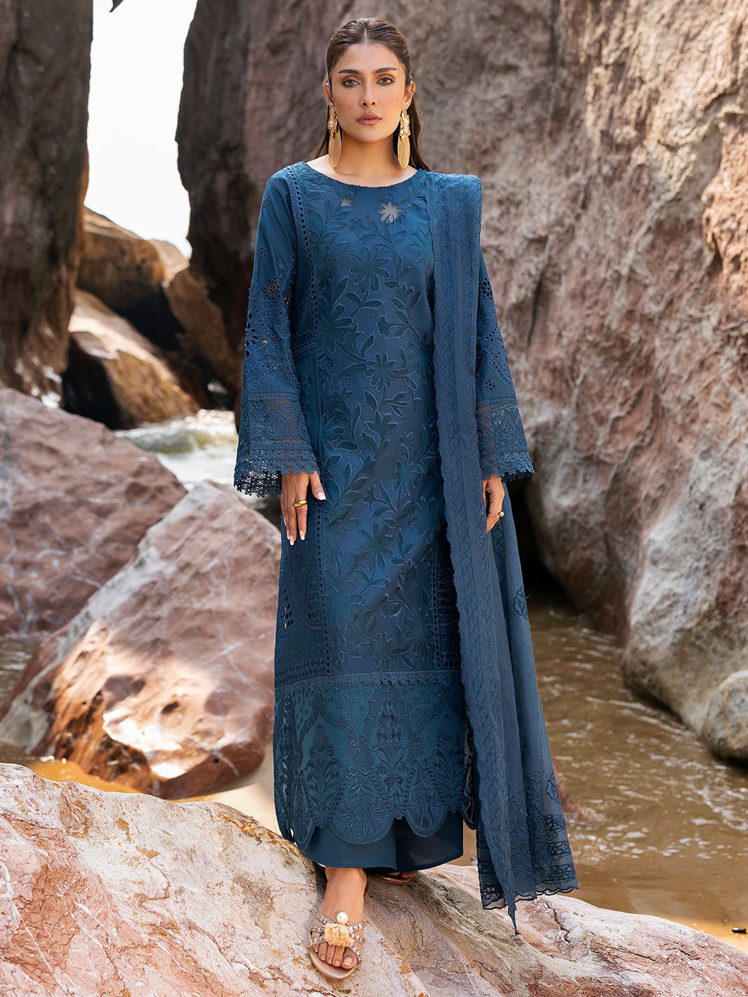 Mahnur | Sirena Luxury Lawn 25 | Iris by Mahnur - Designer Dress - Type: Ladies Clothes - Available at Libayah - 100% Original