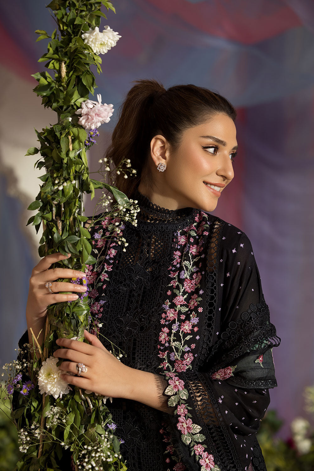 Sobia Nazir | Luxury Lawn 25 | 4B by Sobia Nazir - Designer Dress - Type: Ladies Clothes - Available at Libayah - 100% Original