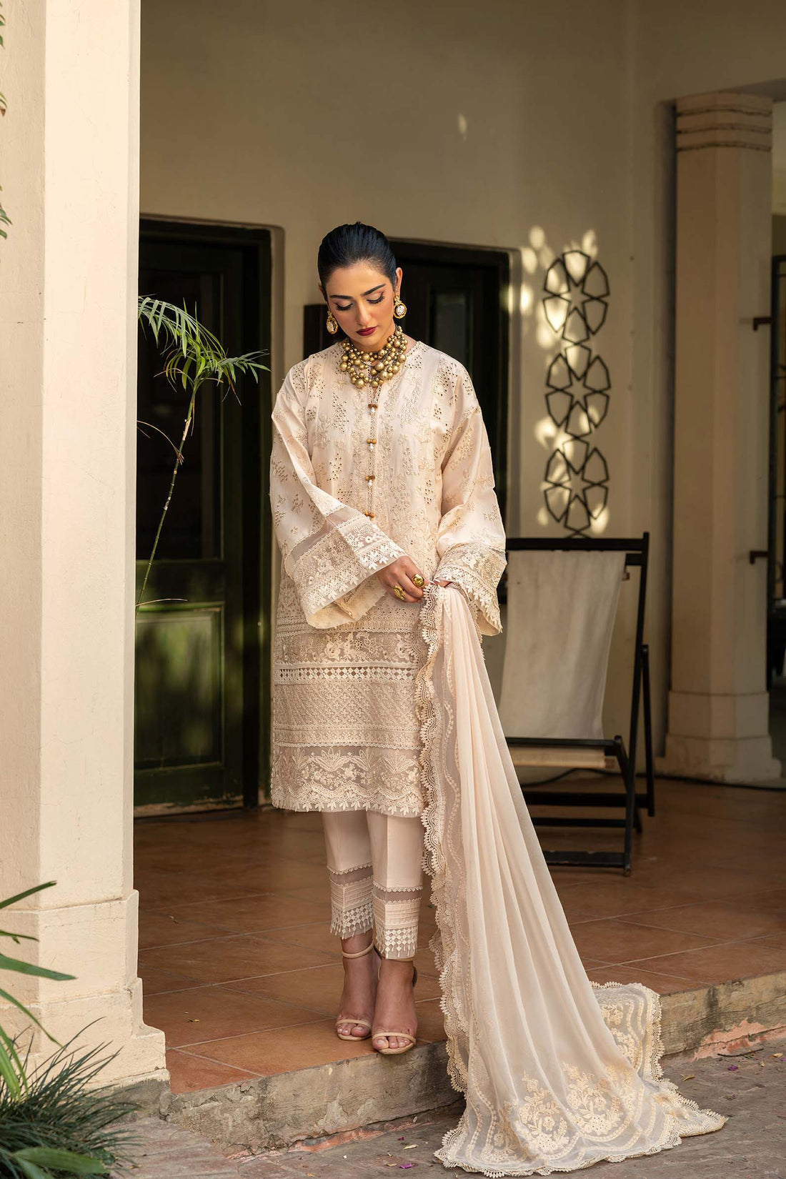 Maryam Hussain | Luxury Lawn 25 | Raya by Maryam Hussain - Designer Dress - Type: Ladies Clothes - Available at Libayah - 100% Original