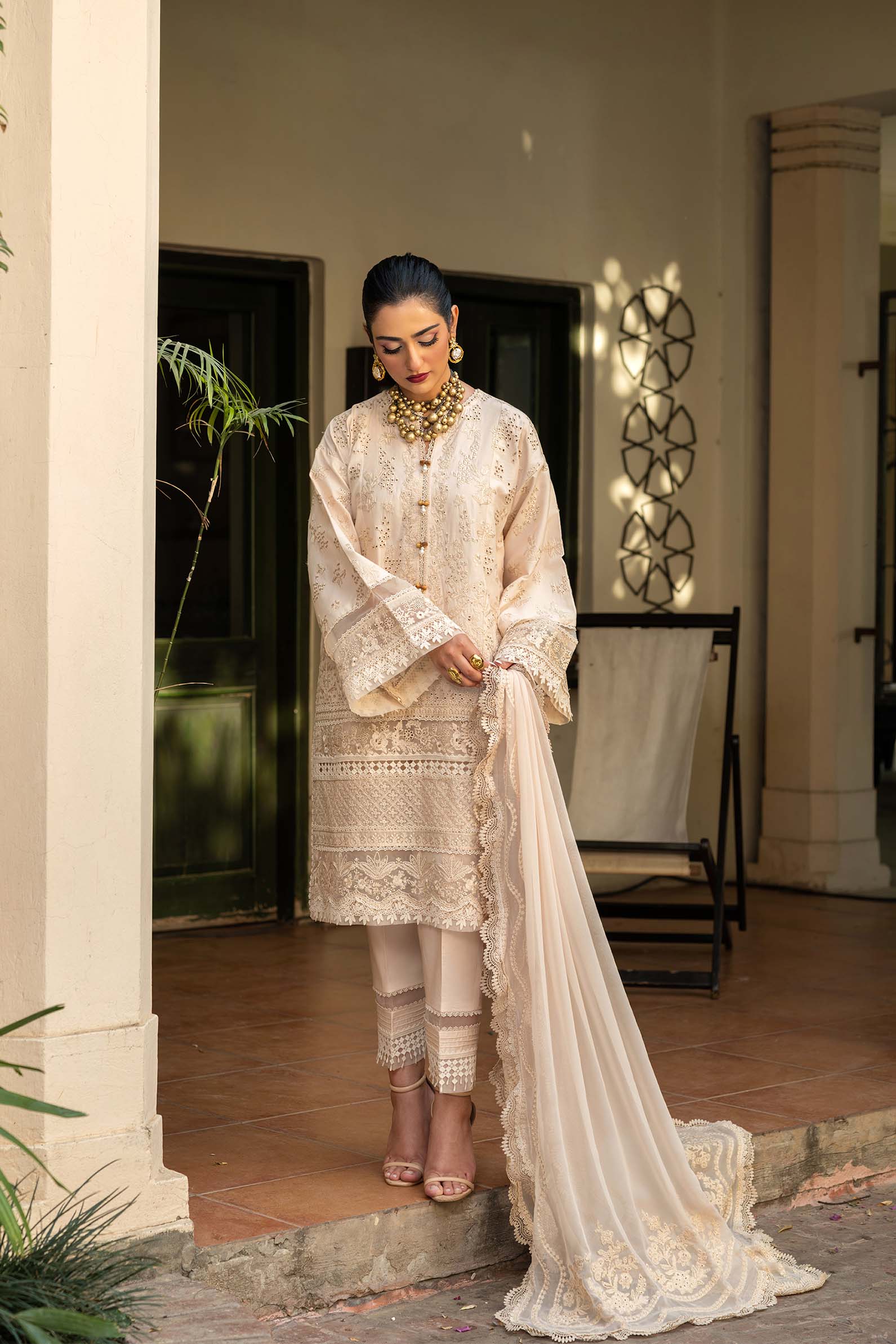 Maryam Hussain | Luxury Lawn 25 | Raya by Maryam Hussain - Designer Dress - Type: Ladies Clothes - Available at Libayah - 100% Original