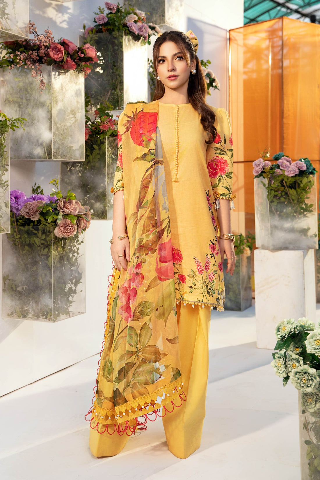Maria B | M Basic Summer Lawn 25 | MB-CUS25-701A by Maria B - Designer Dress - Type: Ladies Clothes - Available at Libayah - 100% Original