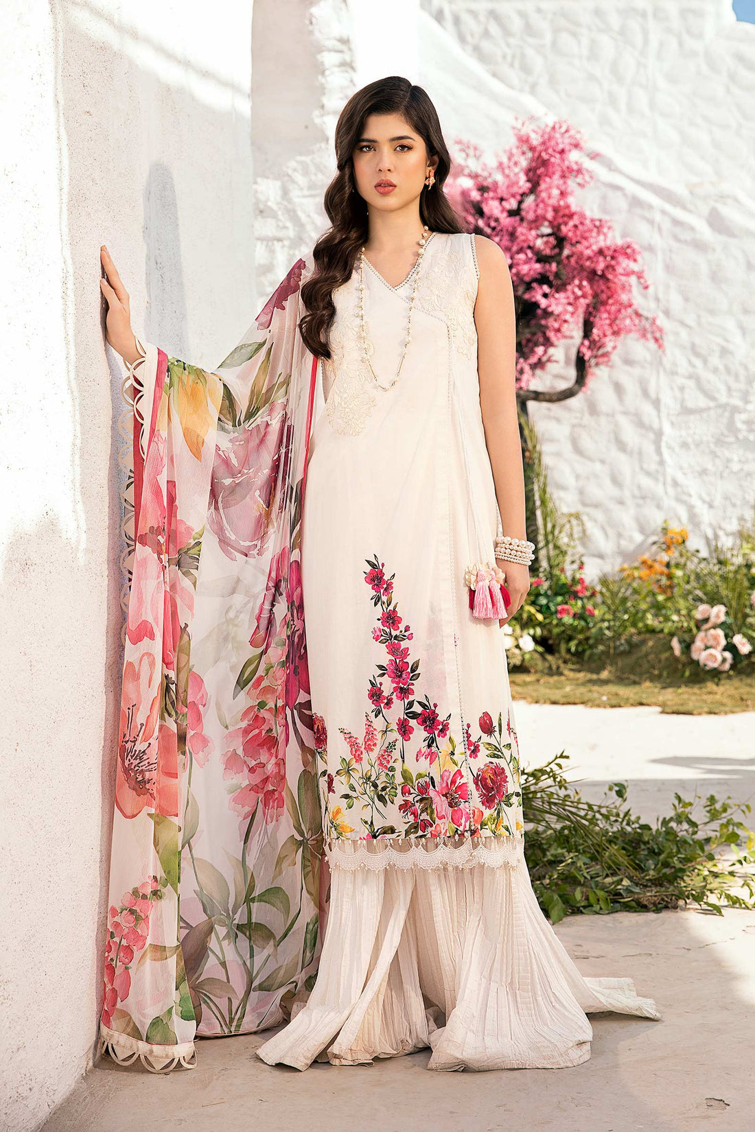 Maria B | M Basic Summer Lawn 25 | MB-CUS25-701B by Maria B - Designer Dress - Type: Ladies Clothes - Available at Libayah - 100% Original