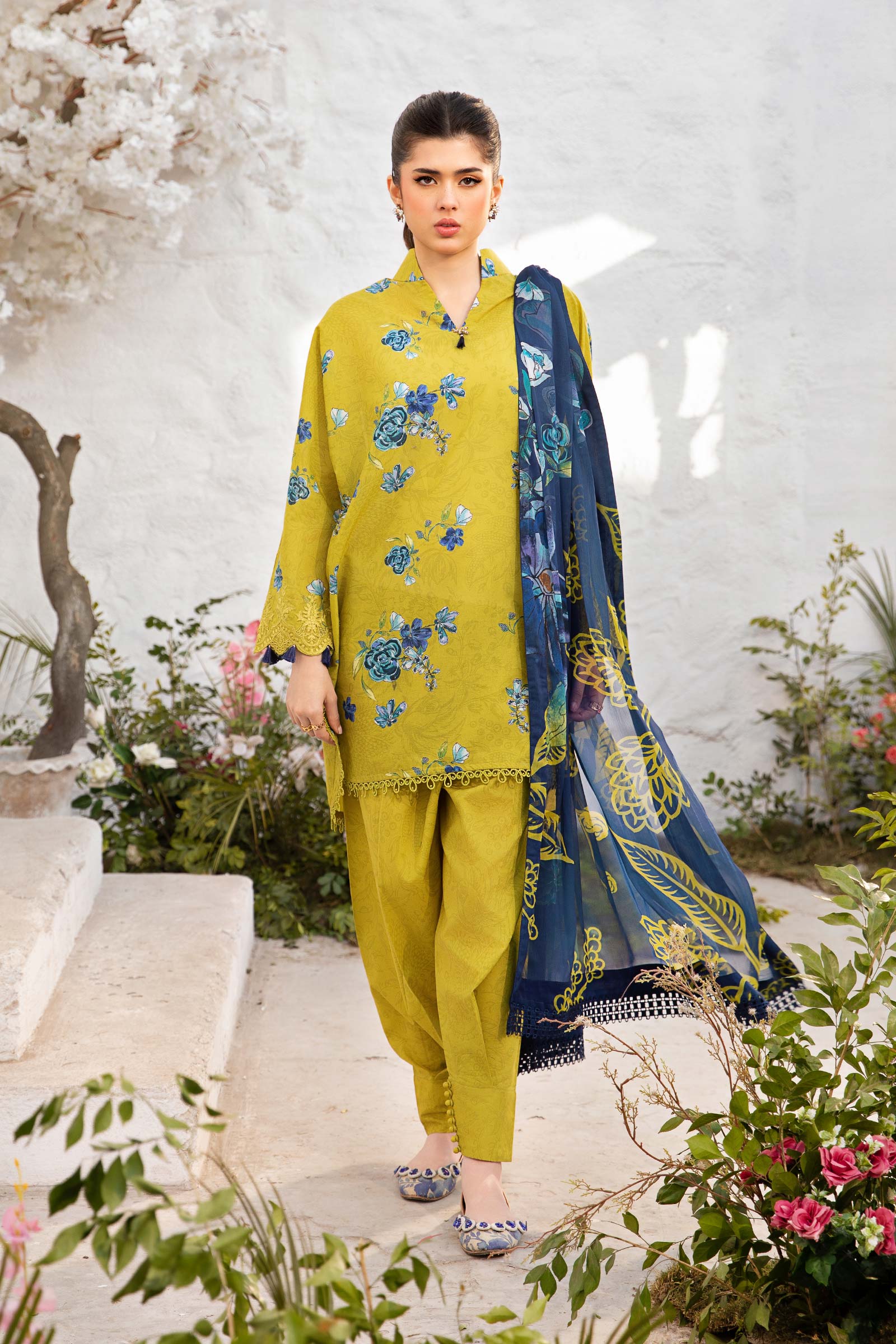 Maria B | M Basic Summer Lawn 25 | MB-CUS25-702A by Maria B - Designer Dress - Type: Ladies Clothes - Available at Libayah - 100% Original