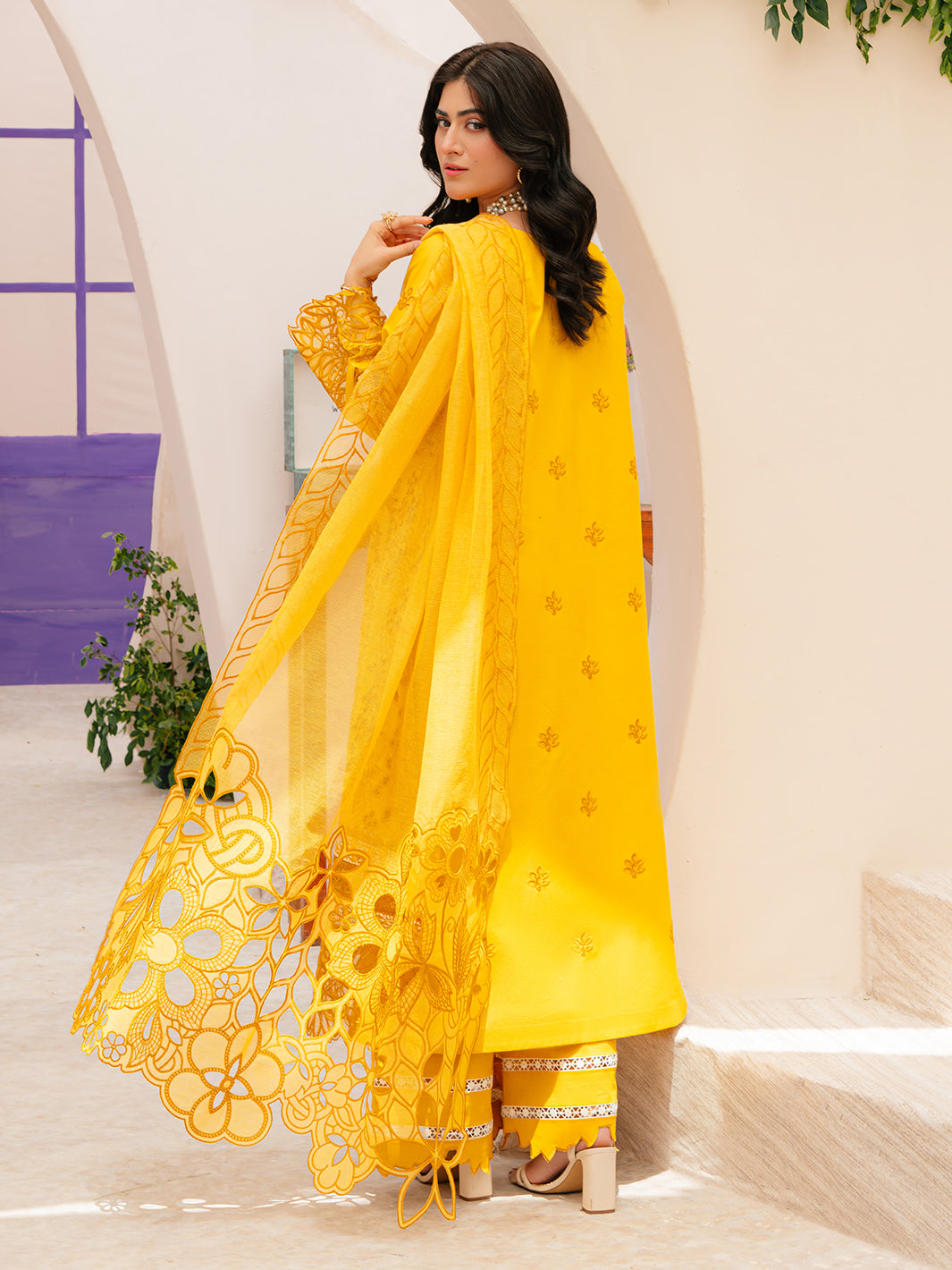 Mahnur | Allenura Luxury Lawn 24 | MERIDIAN by Mahnur - Designer Dress - Type: Ladies Clothes - Available at Libayah - 100% Original