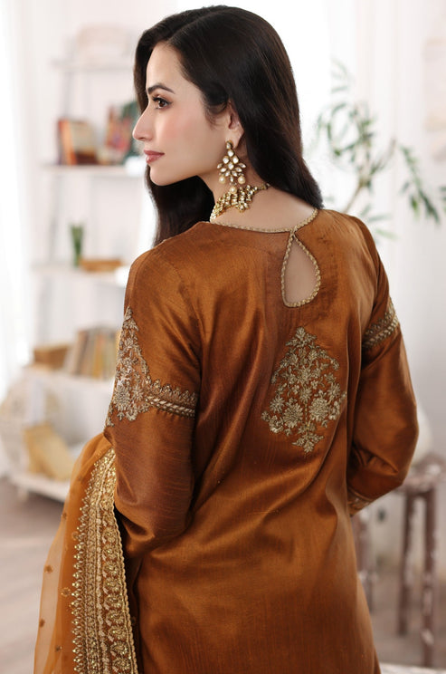 Mohagni | Ishq Aatish Formals | MGS-06 AABROO by Mohagni - Designer Dress - Type: Ladies Clothes - Available at Libayah - 100% Original