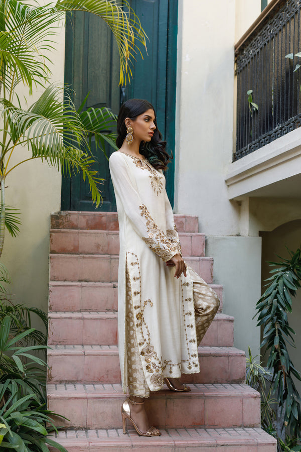 Wahajmkhan | Bahar Begum Formals | IVORY & COPPER BEGUM OUTFIT by Wahaj M.Khan - Designer Dress - Type: Ladies Clothes - Available at Libayah - 100% Original