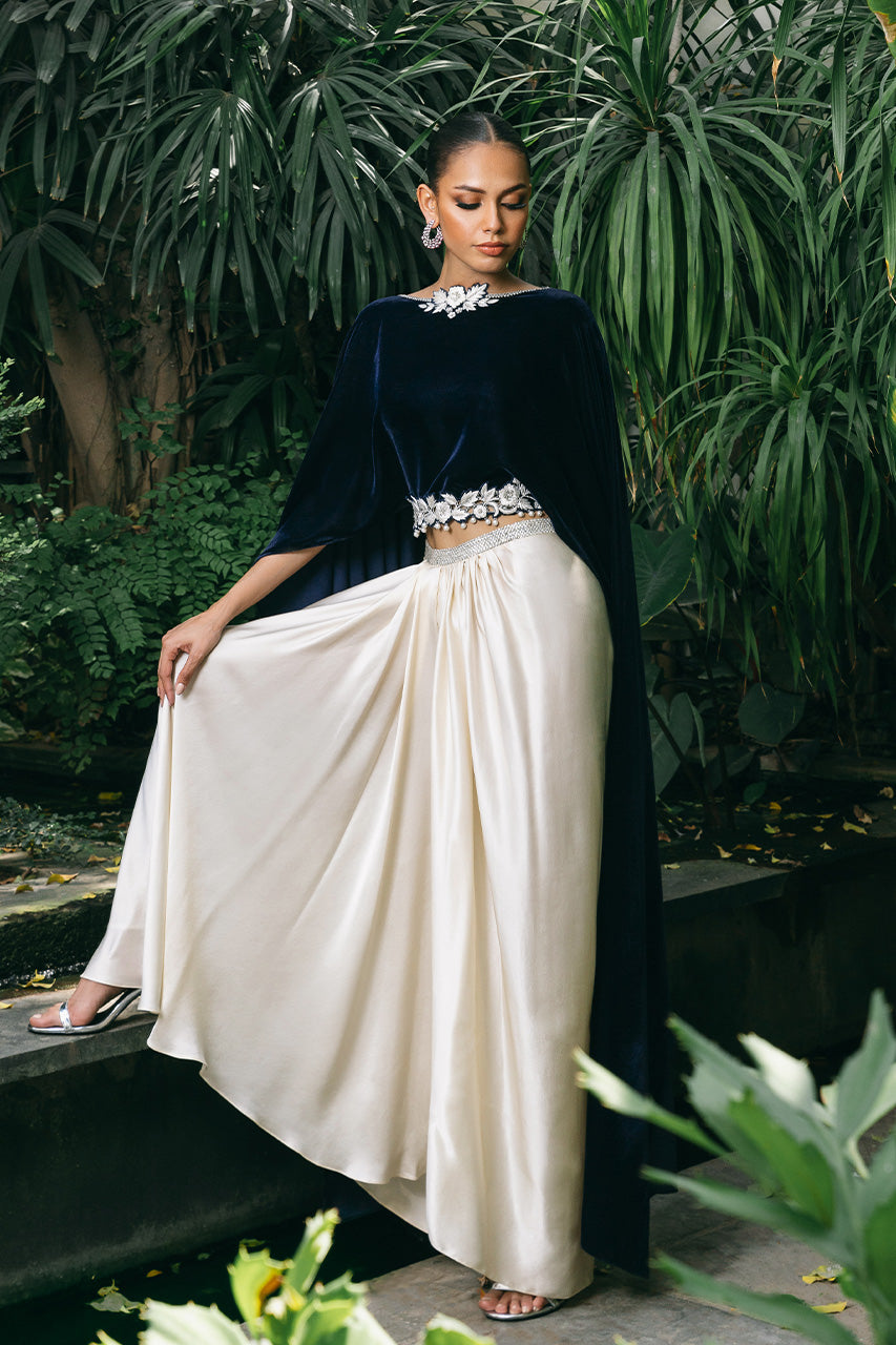 Sania Maskatiya | Reyna Velvet | Durre by Sania Maskatiya - Designer Dress - Type: Ladies Clothes - Available at Libayah - 100% Original