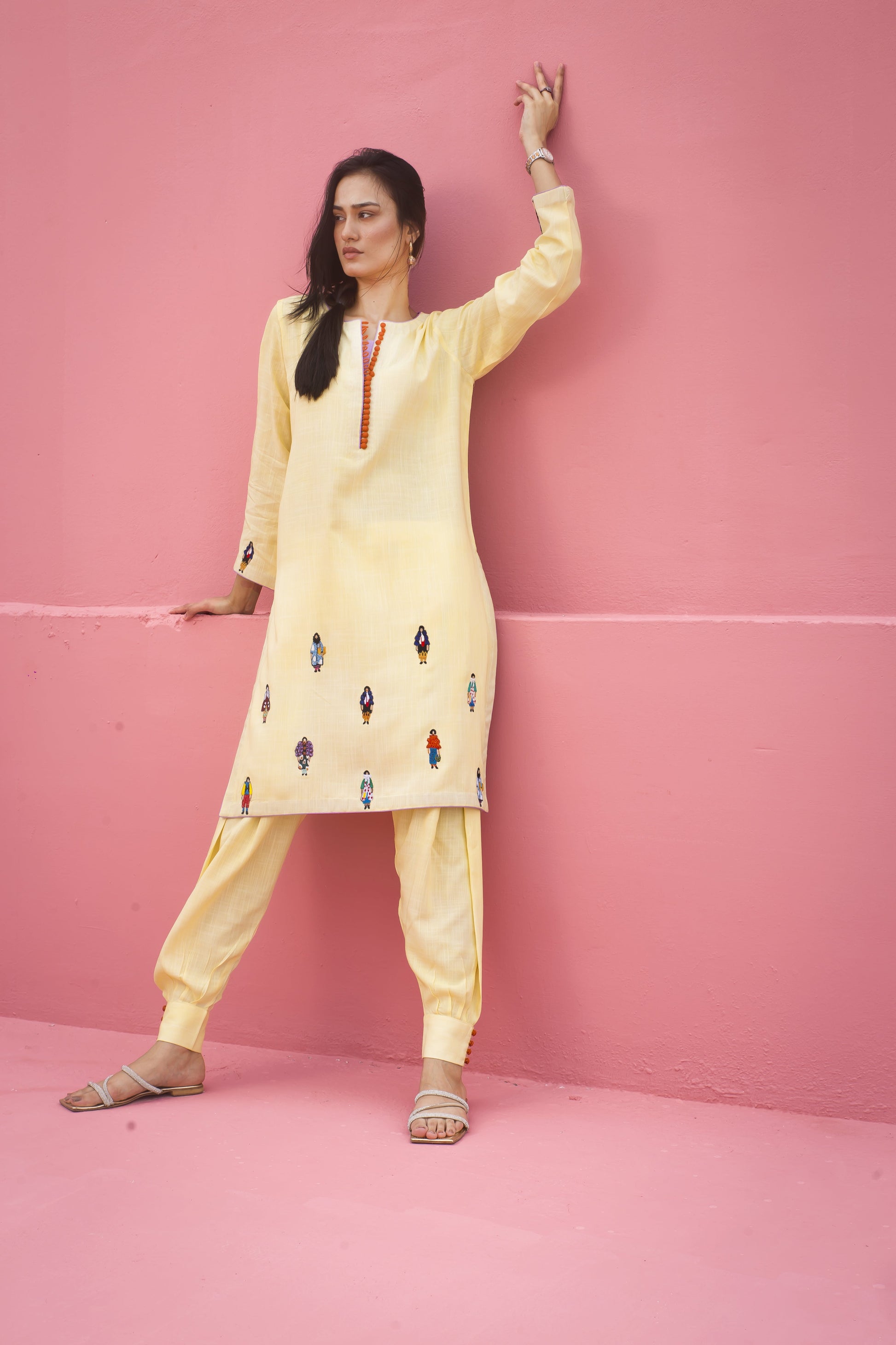 The Pink Tree Company | Dont be Silly |  Puppet Show by The Pink Tree Company - Designer Dress - Type: Ladies Clothes - Available at Libayah - 100% Original