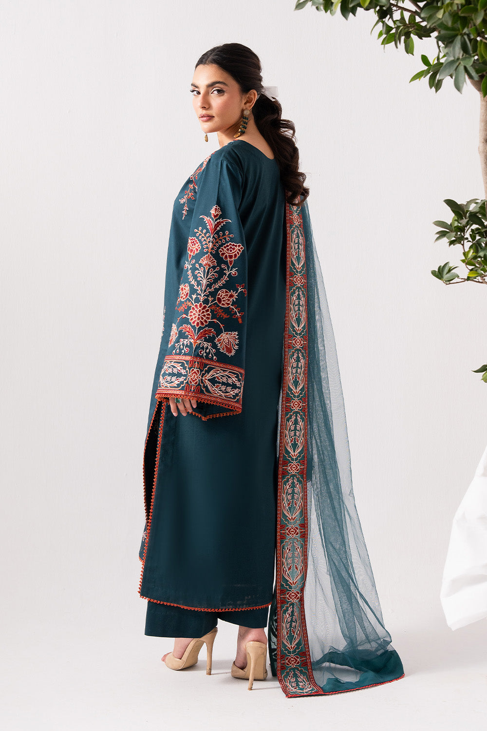 Maryum N Maria | Zuhur 25 | ELOYA by Maryum N Maria - Designer Dress - Type: Ladies Clothes - Available at Libayah - 100% Original