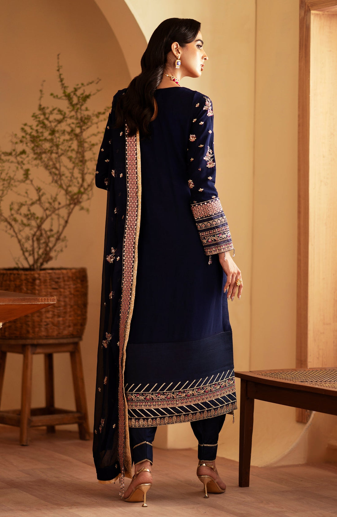 Emaan Adeel | Romansiyyah Luxury Formals 24 | Nageena by Emaan Adeel - Designer Dress - Type: Formal - Available at Libayah - 100% Original