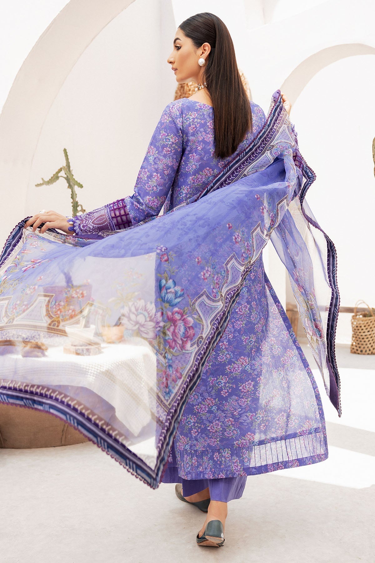 Motifz | Amal Lawn | 4724-ESRA by Motifz - Designer Dress - Type: Ladies Clothes - Available at Libayah - 100% Original