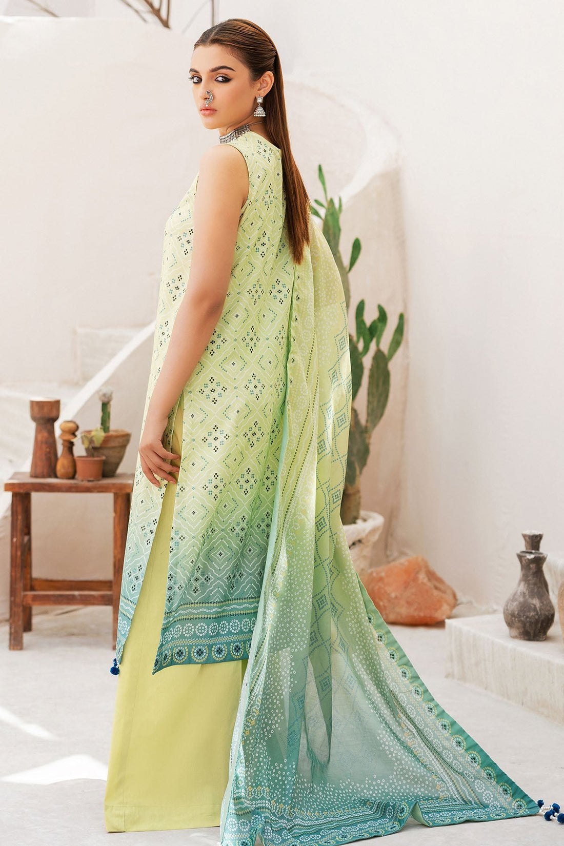 Motifz | Rang Lawn | 4731-EMAN by Motifz - Designer Dress - Type: Ladies Clothes - Available at Libayah - 100% Original